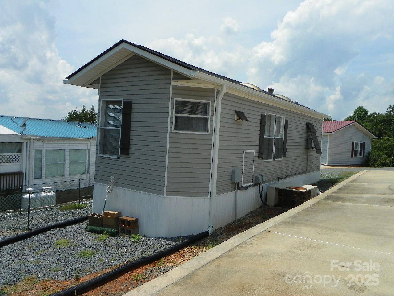 New London, NC 28127,166 Eagle DR