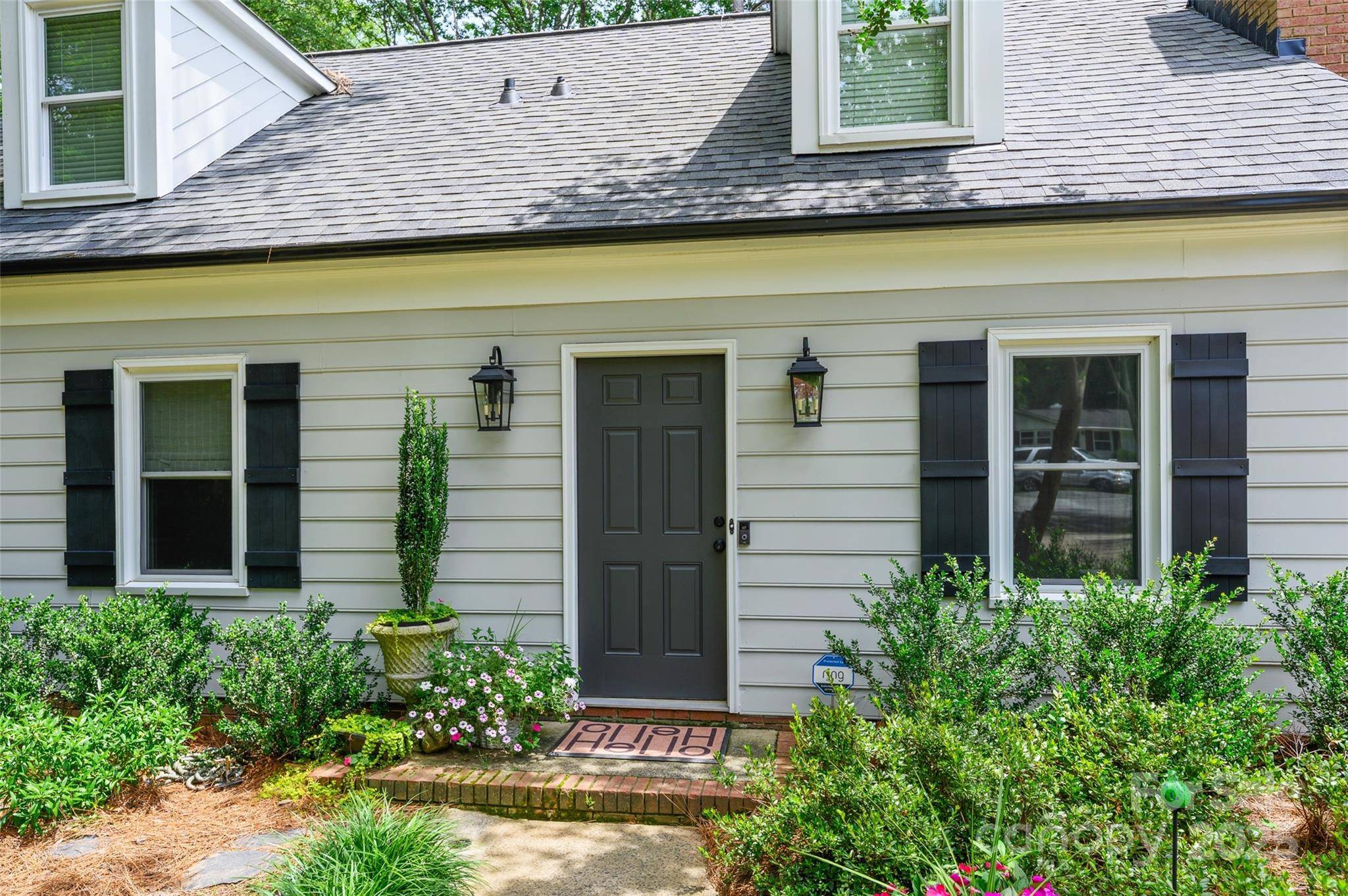 Charlotte, NC 28211,1040 Goshen PL