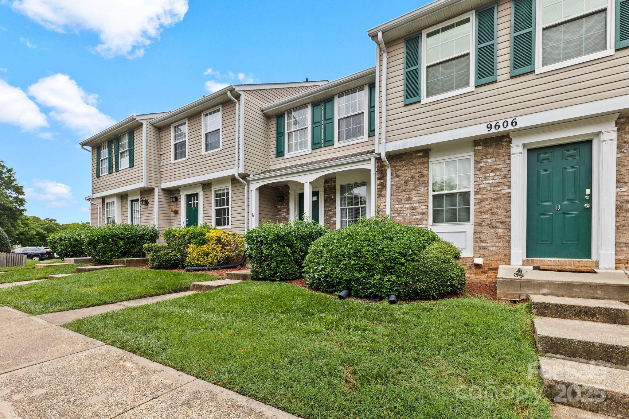 Charlotte, NC 28213,9606 Vinca CIR #E