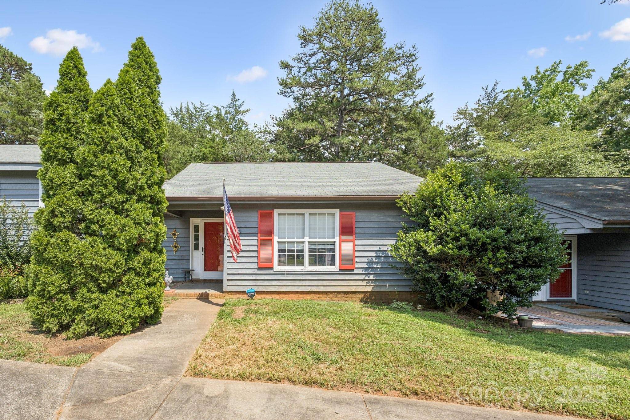 Fort Mill, SC 29715,432 English Ivy CT