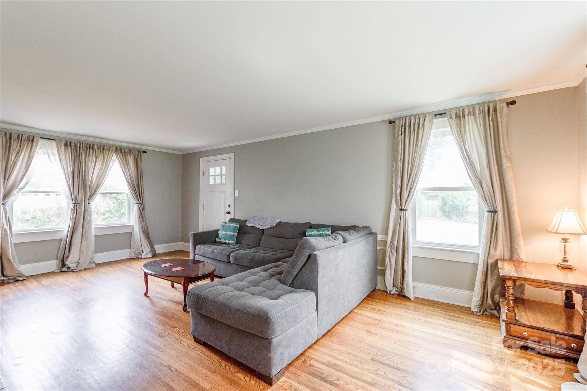 Kannapolis, NC 28083,904 Venus ST