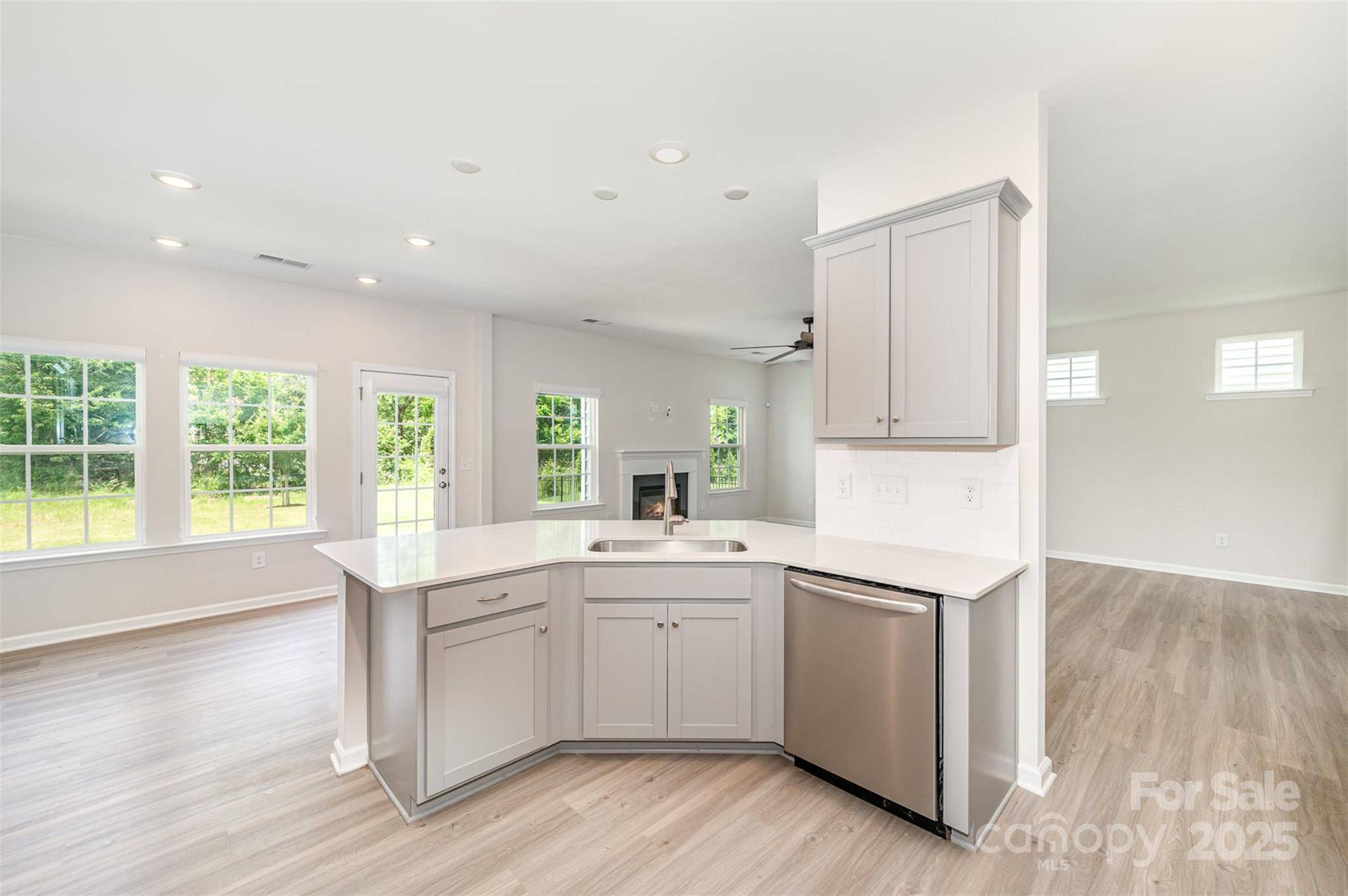 Charlotte, NC 28273,12912 Canterbury Castle DR
