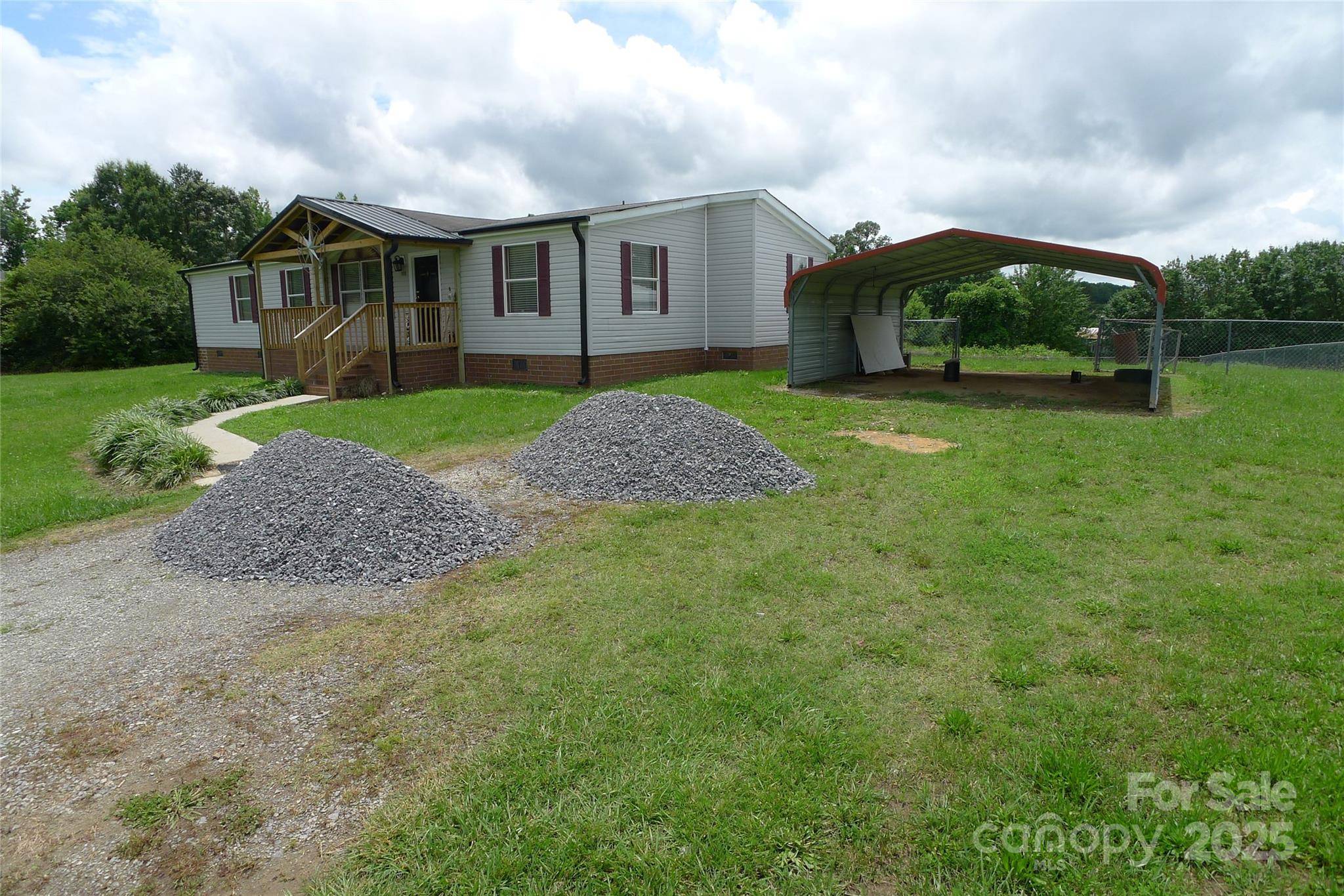 Mocksville, NC 27028,236 Boxwood Church RD