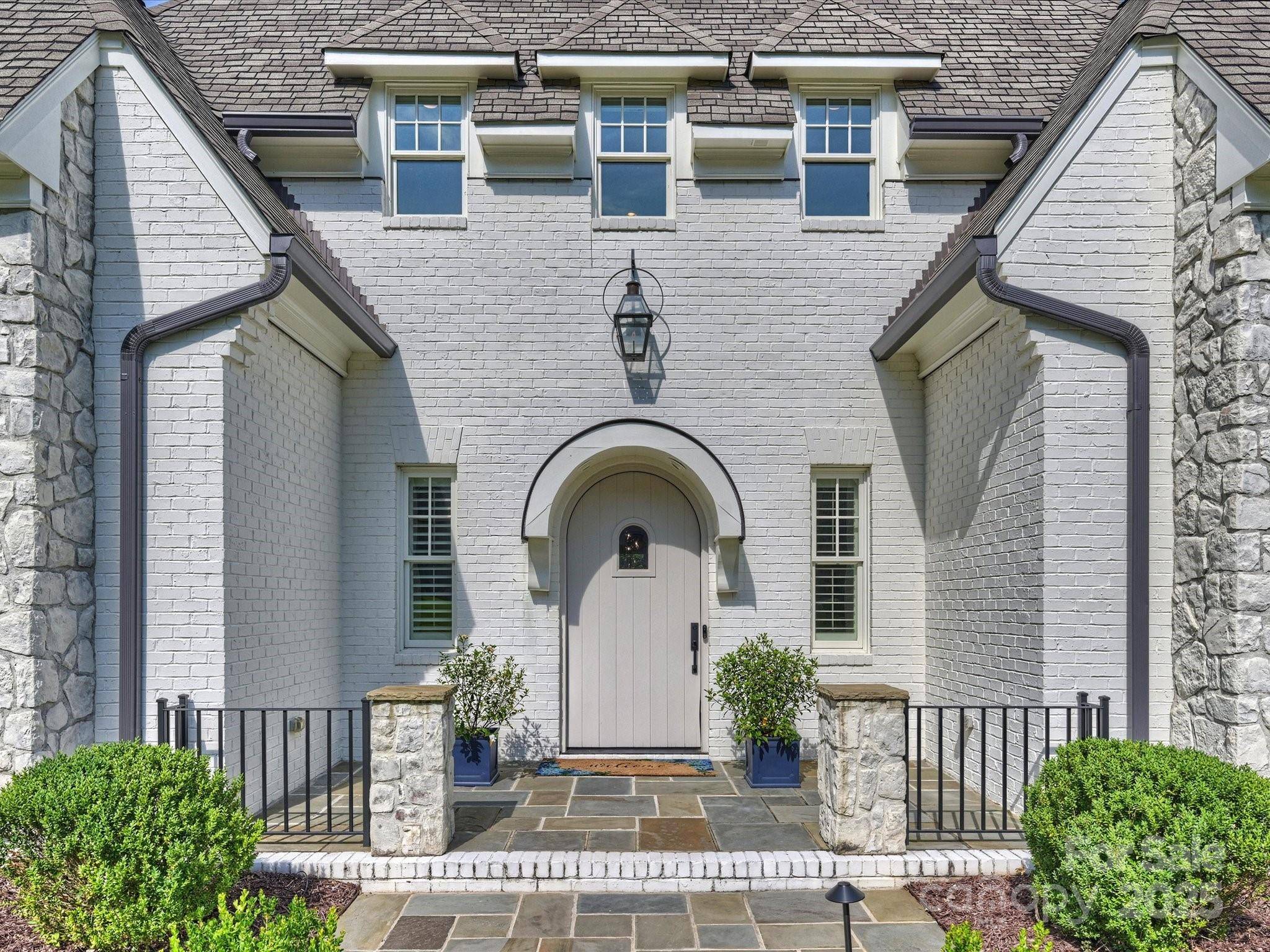Charlotte, NC 28210,6314 Saint Stephen LN