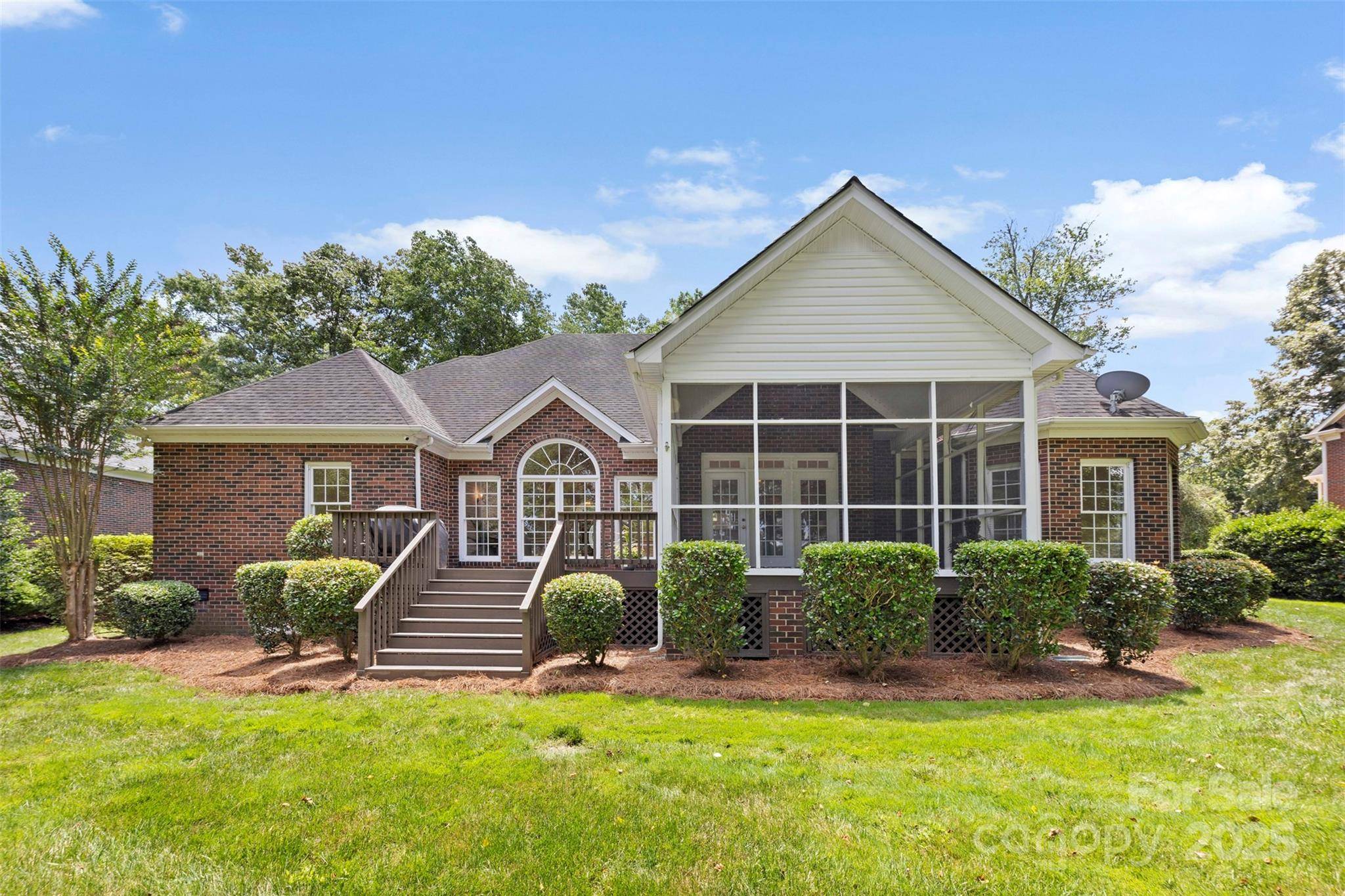 Matthews, NC 28104,2241 Flagstick DR