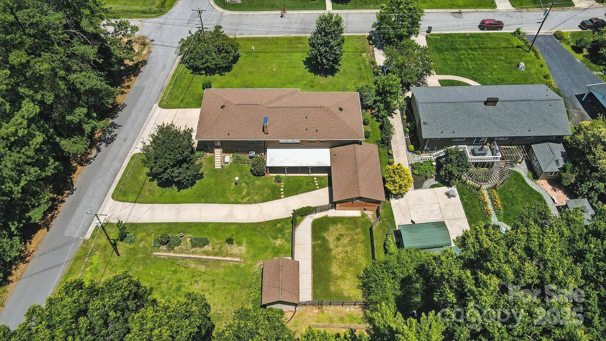 Kannapolis, NC 28083,900 Nance ST