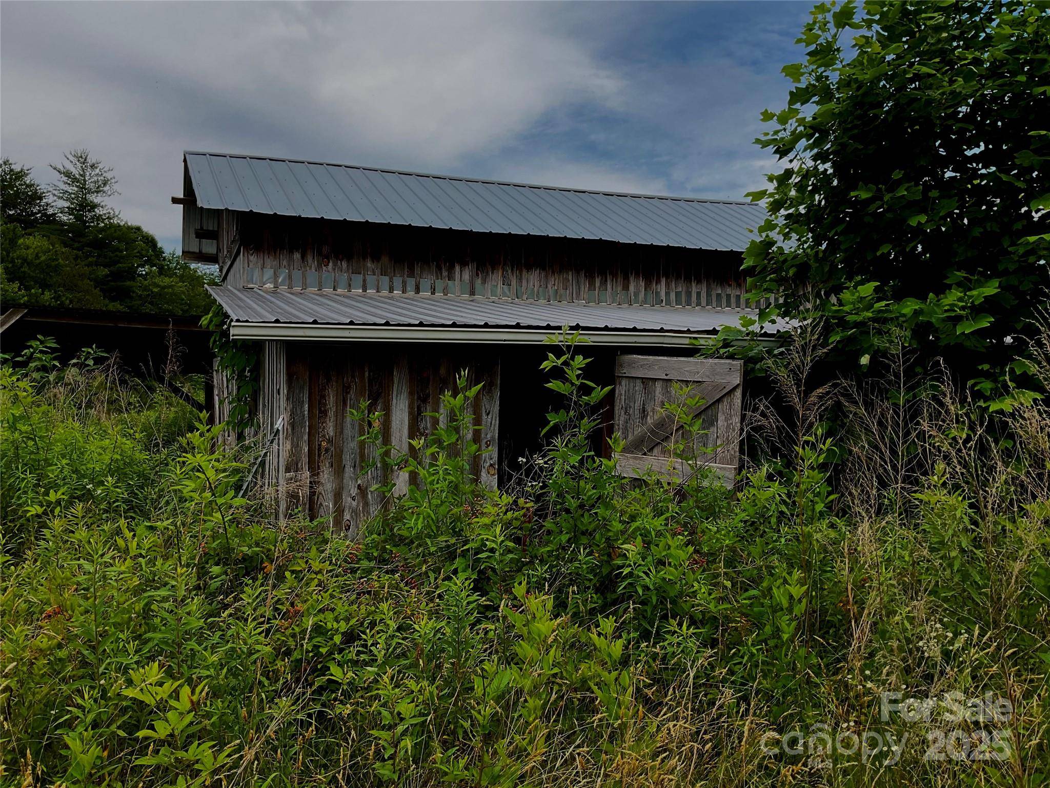Connelly Springs, NC 28612,4282 Mount Gilead Church RD
