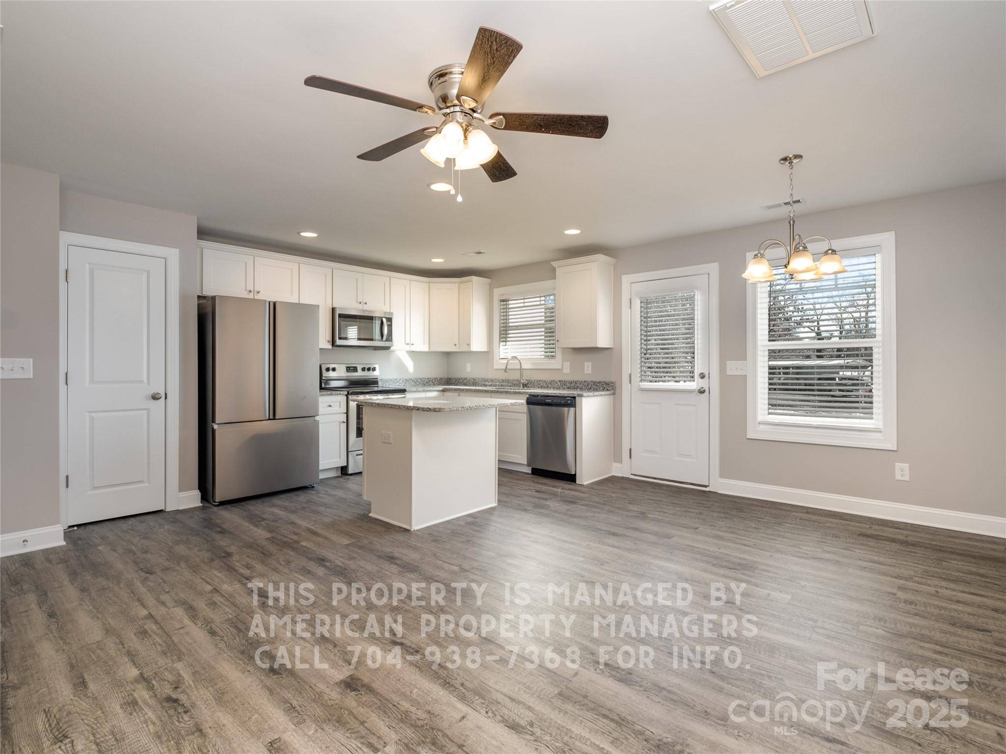 Kannapolis, NC 28081,460 W F ST