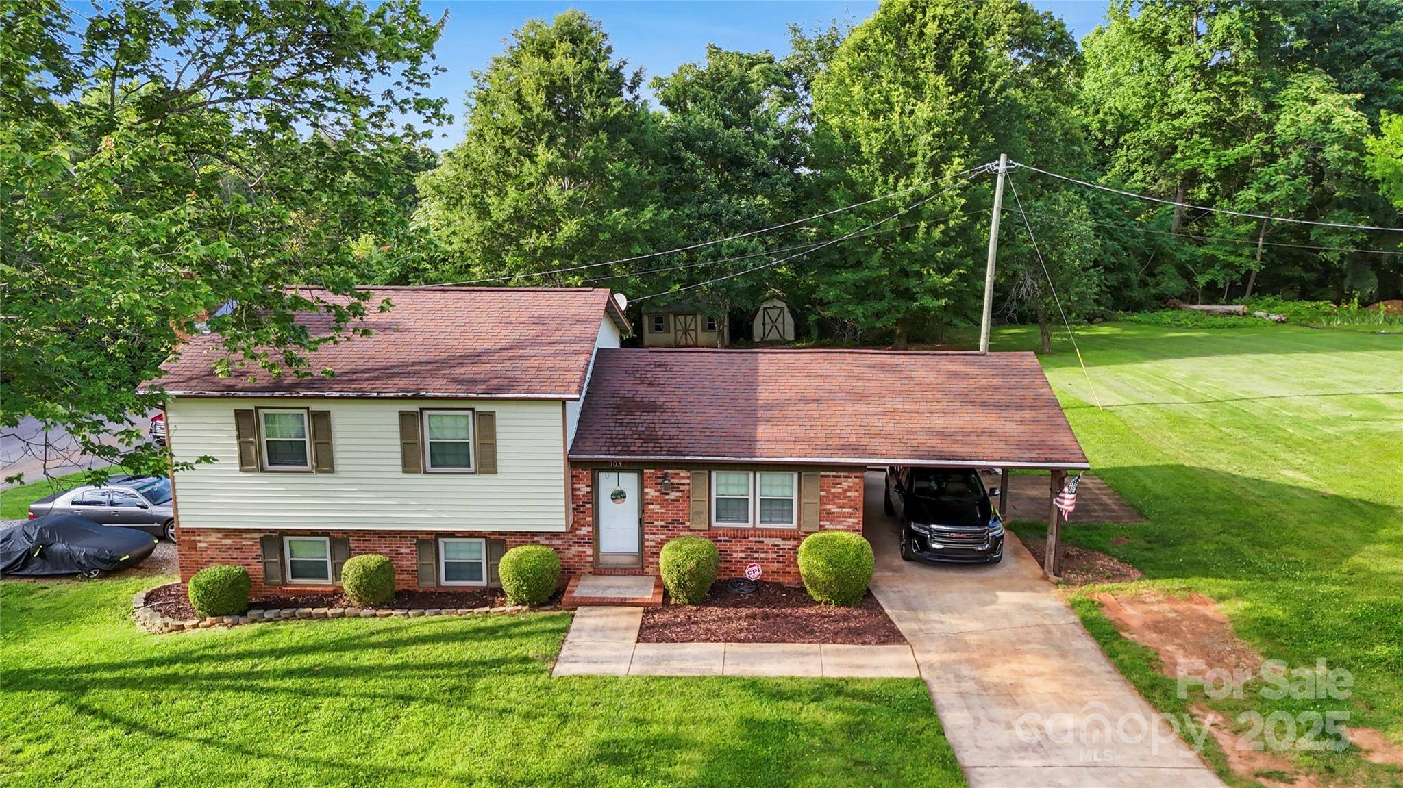 Statesville, NC 28625,103 Little Forest LN
