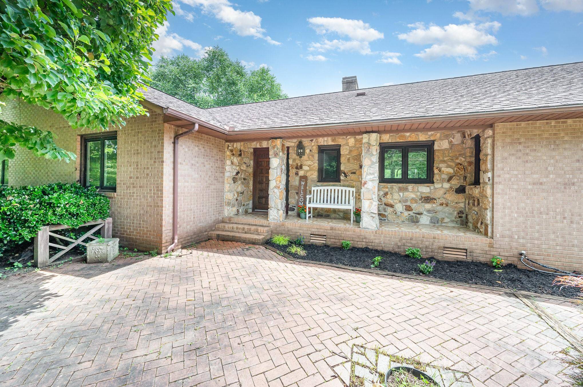 Salisbury, NC 28144,5020 Old Mocksville RD