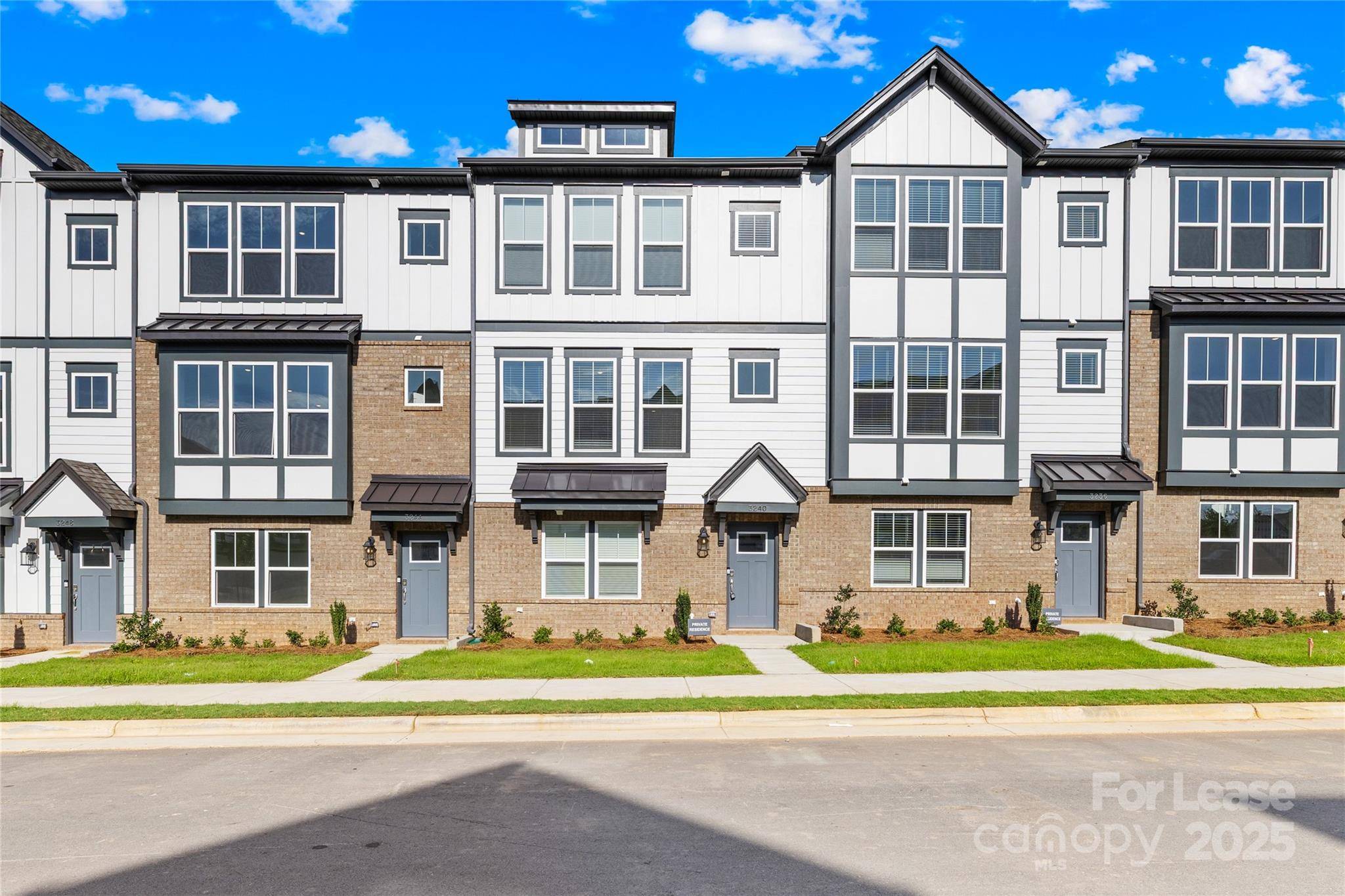 Charlotte, NC 28262,3240 Stelfox ST