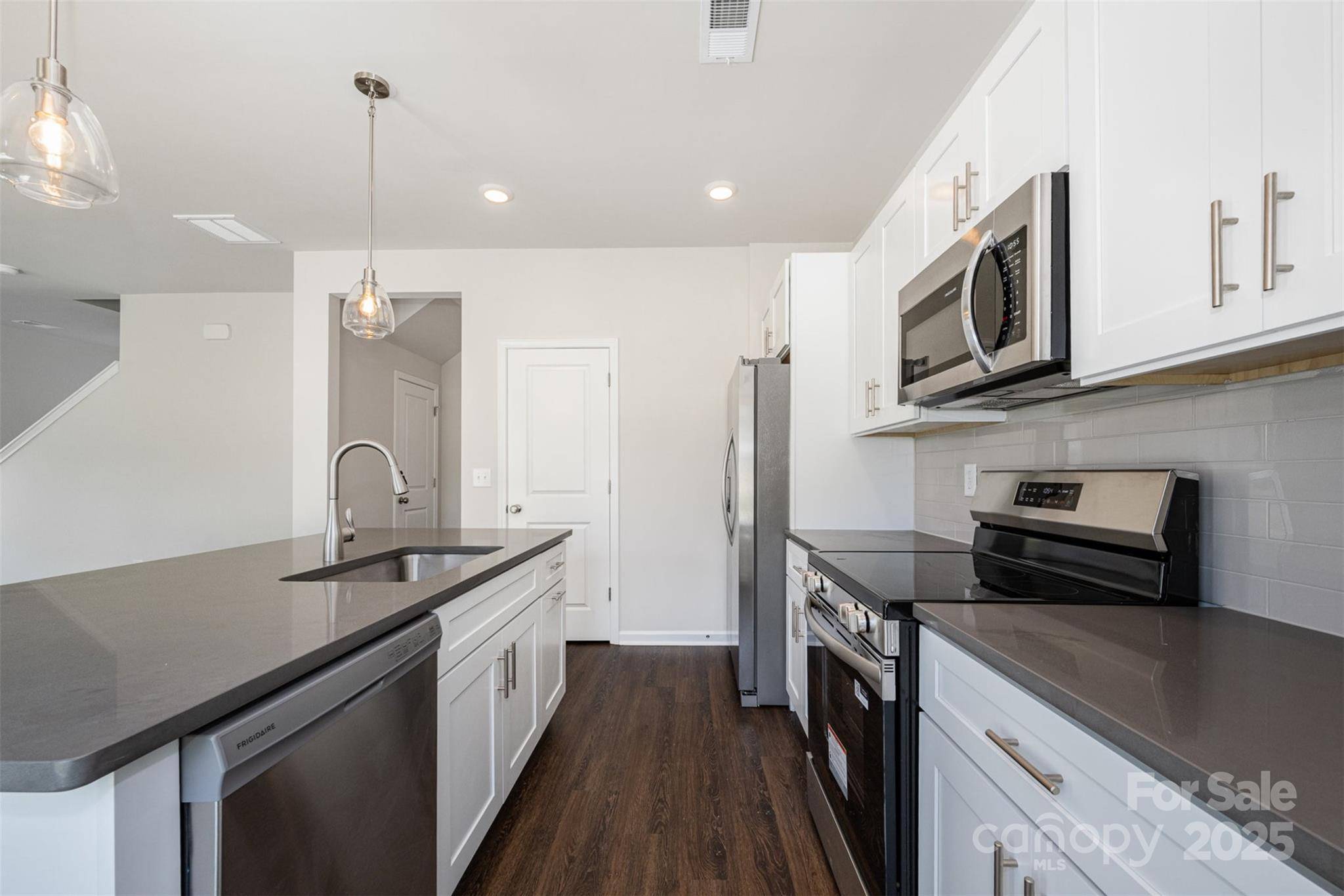 Charlotte, NC 28214,3001 Sadler Woods LN