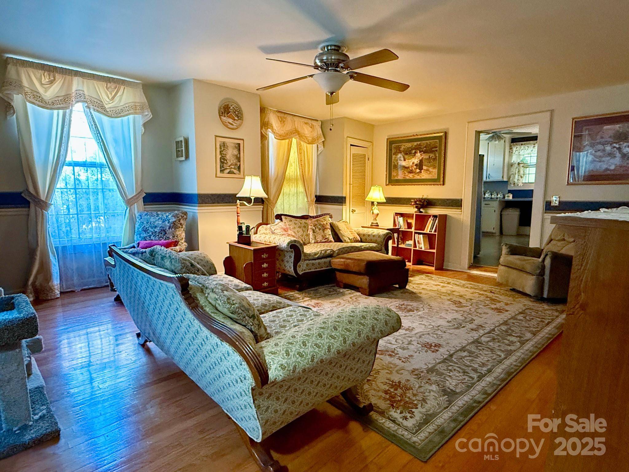 Rutherfordton, NC 28139,192 W Court ST