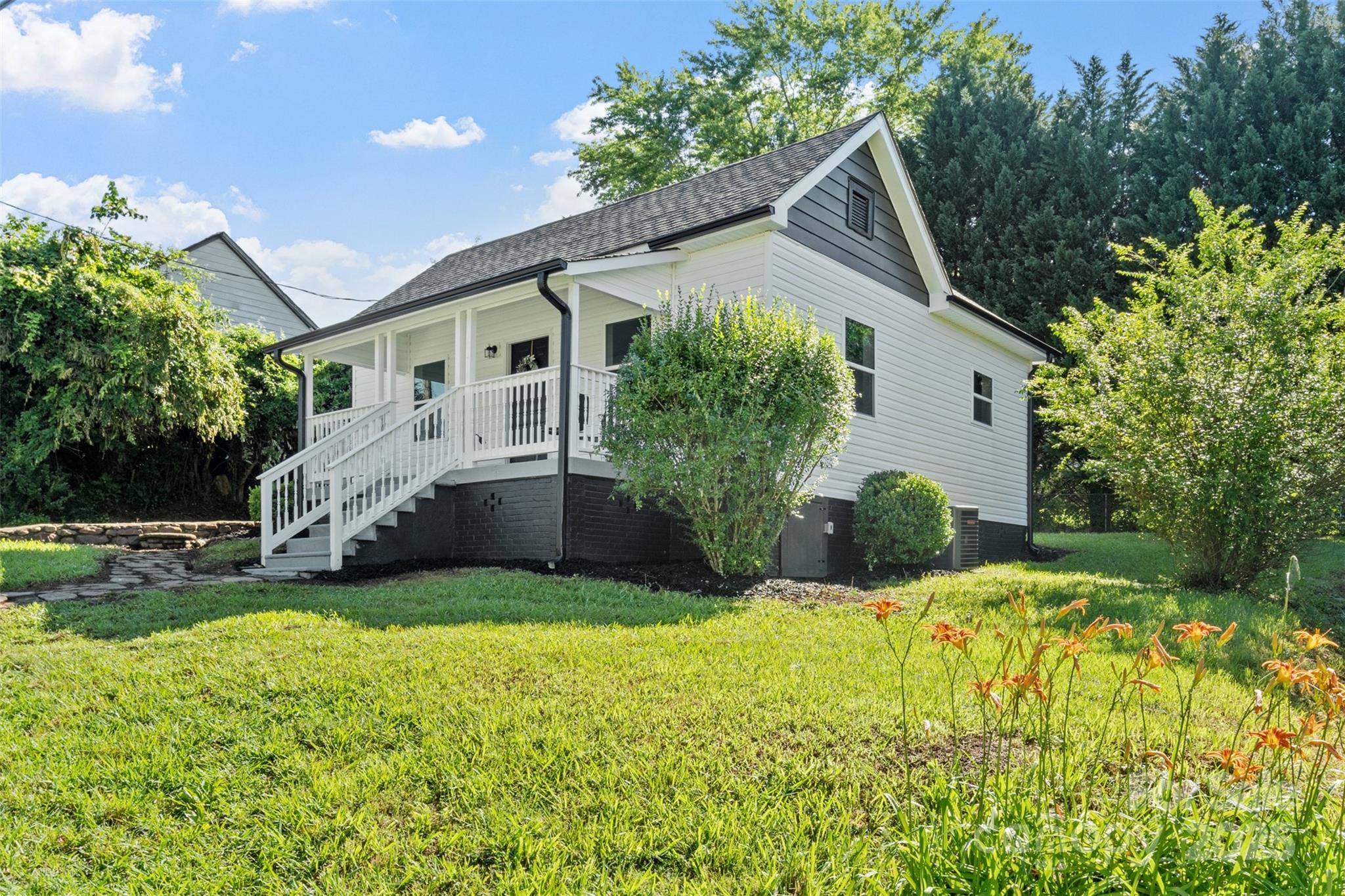 Marion, NC 28752,180 Church ST
