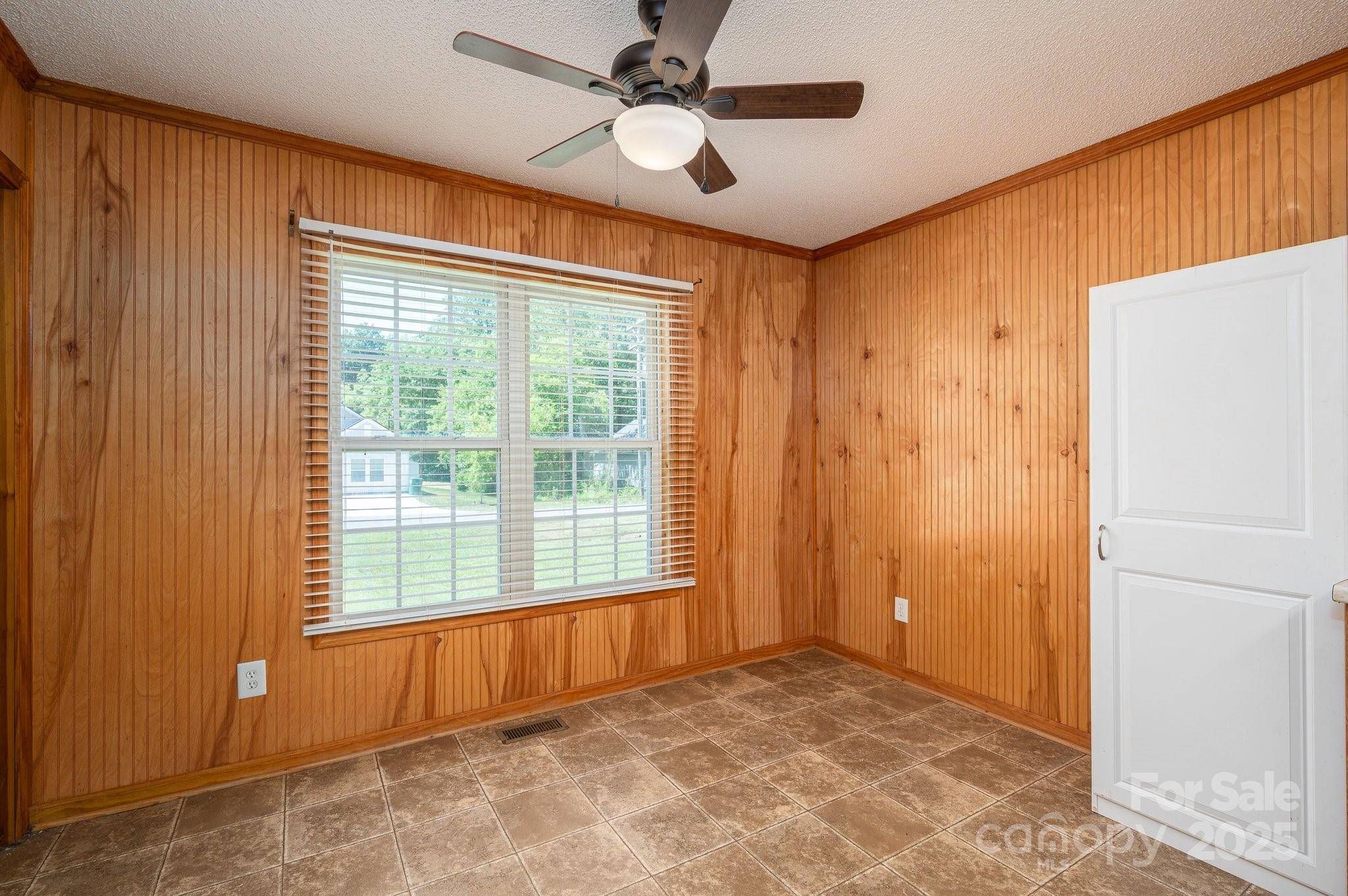 Bessemer City, NC 28016,219 E Boston AVE #14,15,16