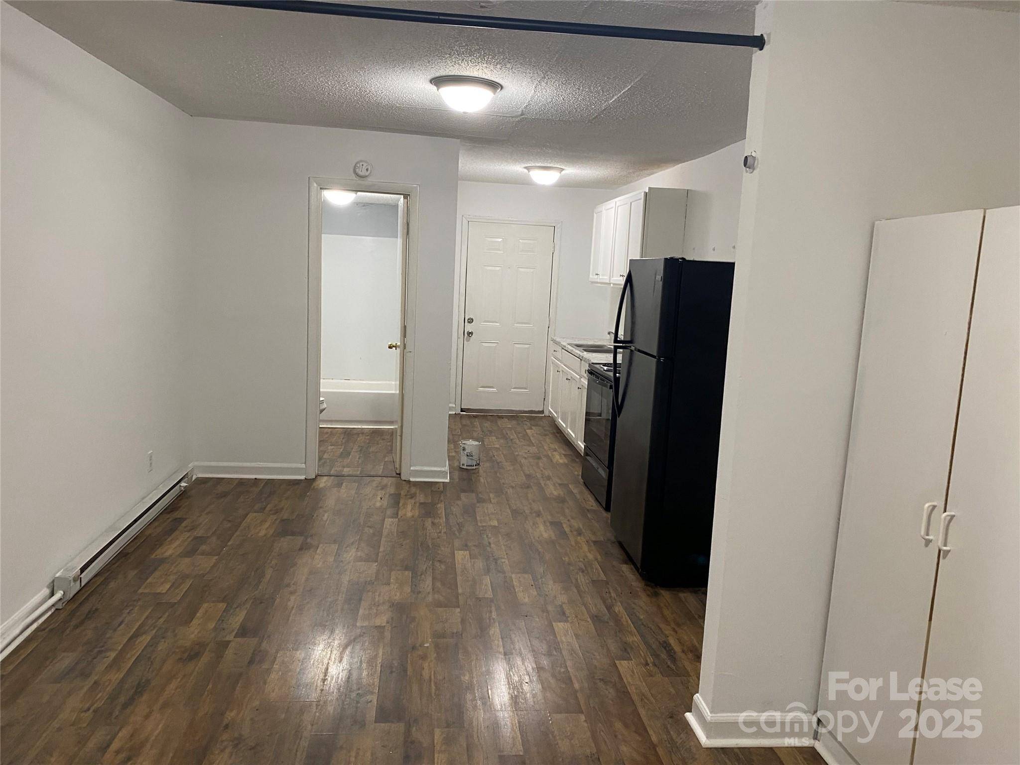Charlotte, NC 28205,3805 Miriam DR #3