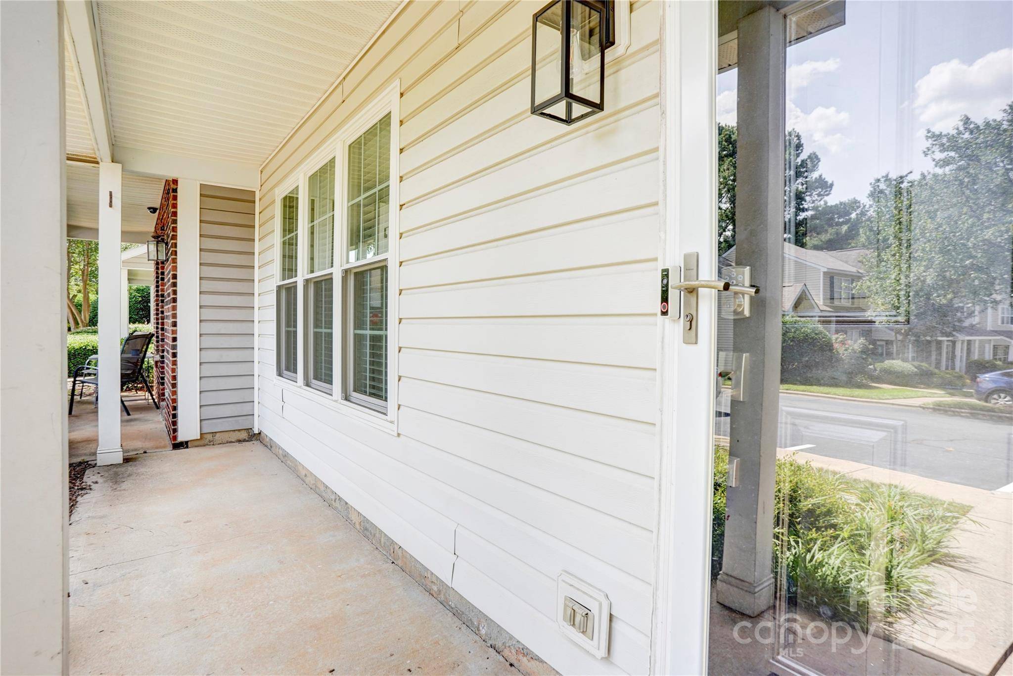 Charlotte, NC 28269,5909 Cougar LN