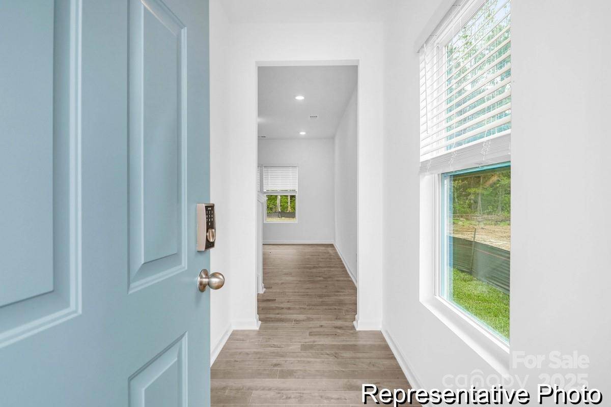Charlotte, NC 28208,614 Wabash AVE #9