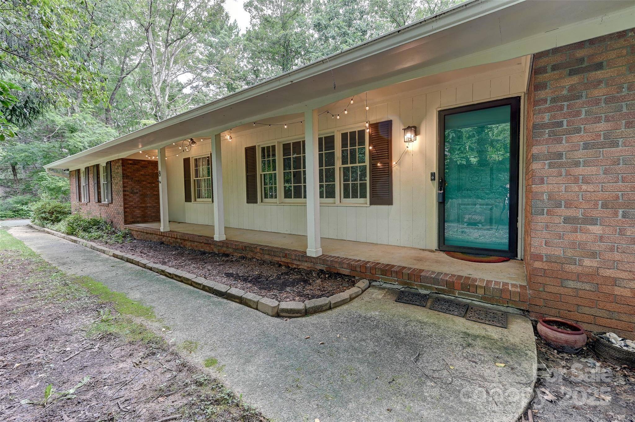 Candler, NC 28715,8 Mayfair DR