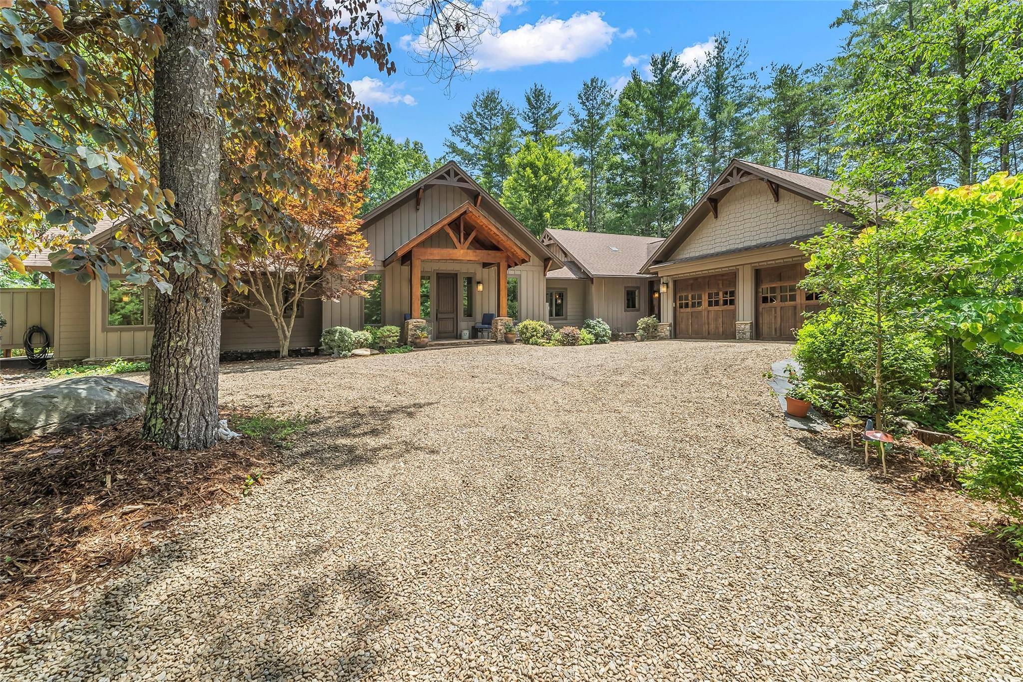 Nebo, NC 28761,429 Turtle Head DR