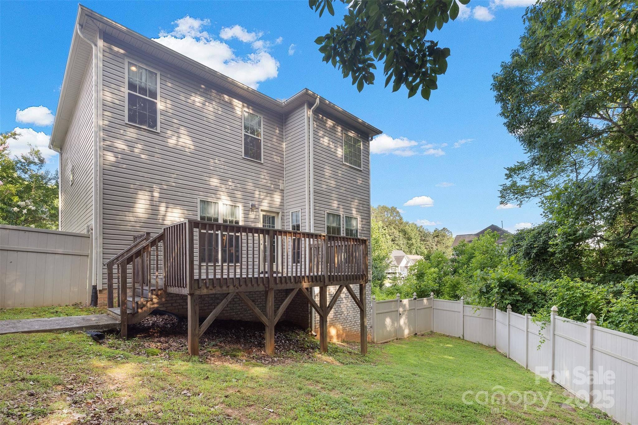 Winston Salem, NC 27103,2953 Cameron Village CT