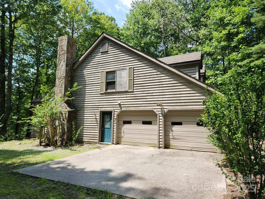 Sapphire, NC 28774,2129 Black Oak DR