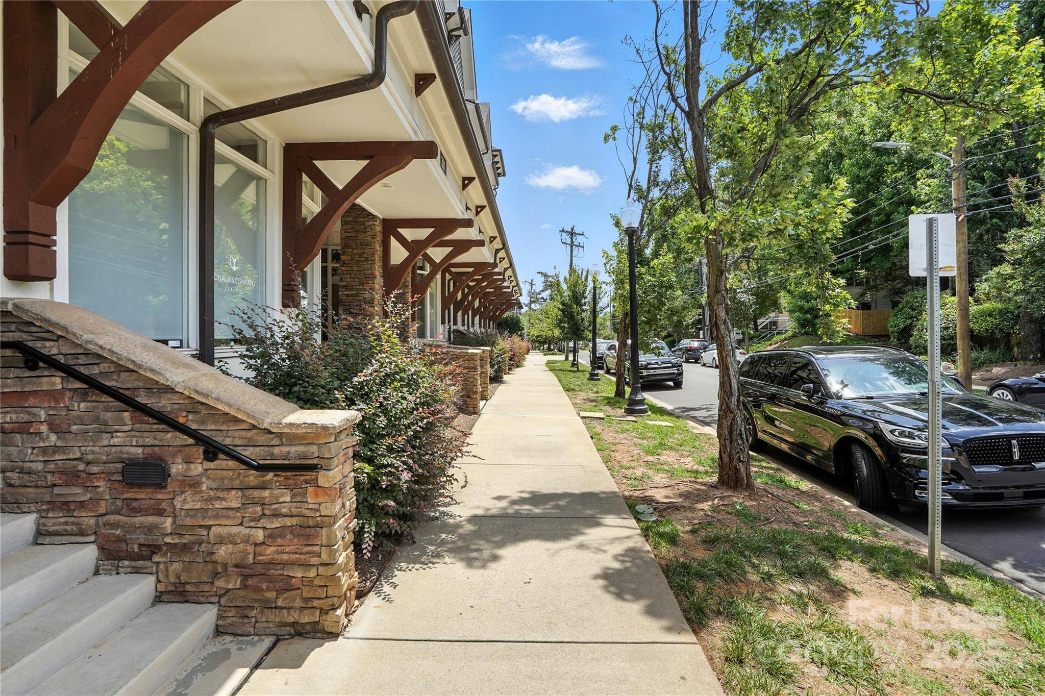 Charlotte, NC 28203,301 E Tremont AVE #107