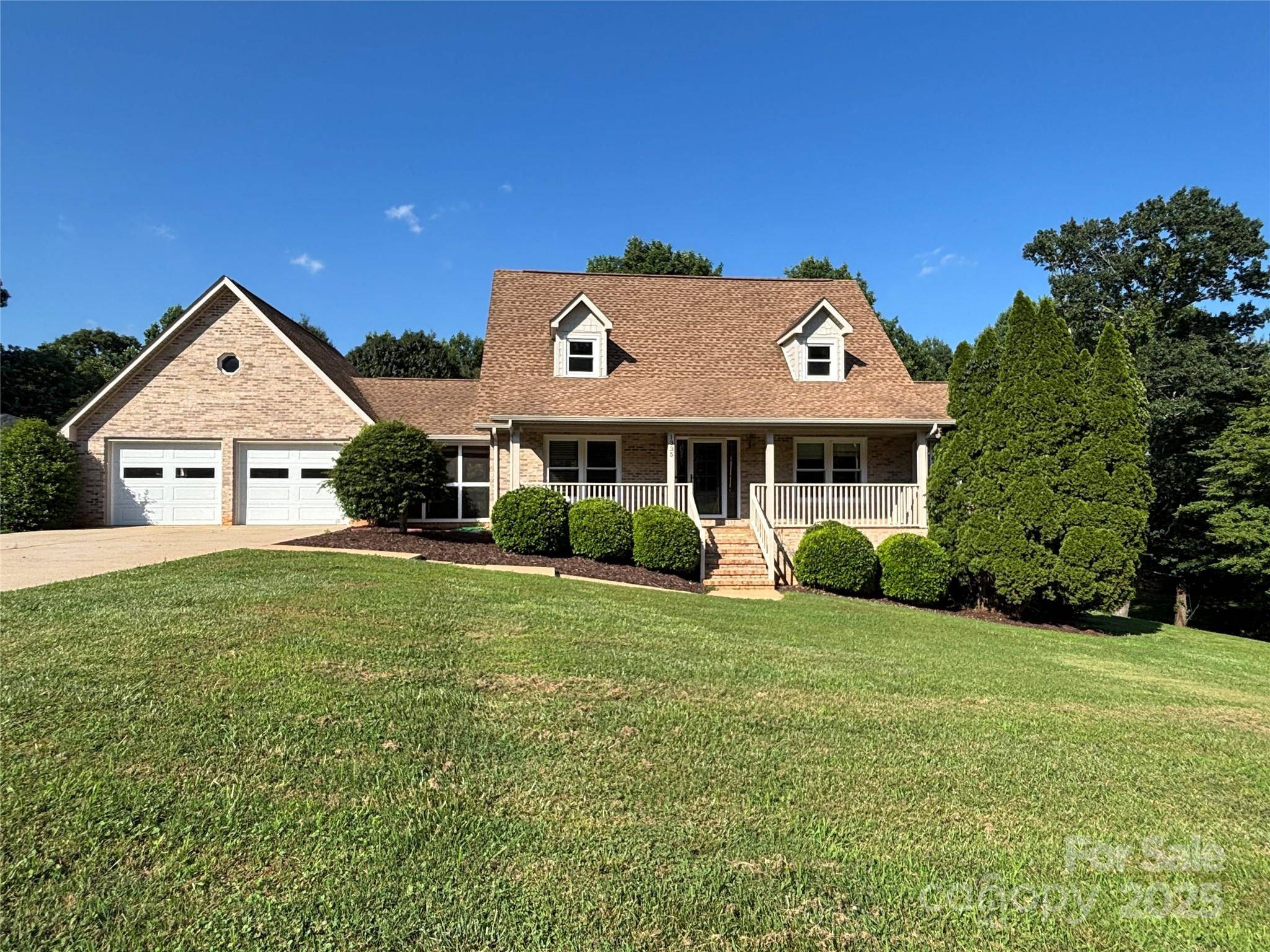 Hickory, NC 28601,1335 33rd Avenue DR NE