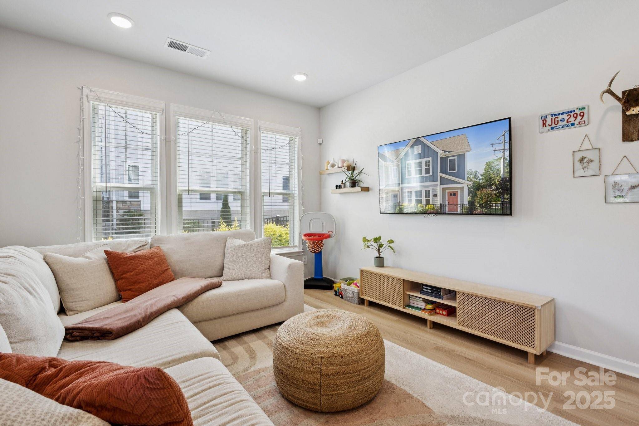 Charlotte, NC 28205,5008 Calvine Mill WAY