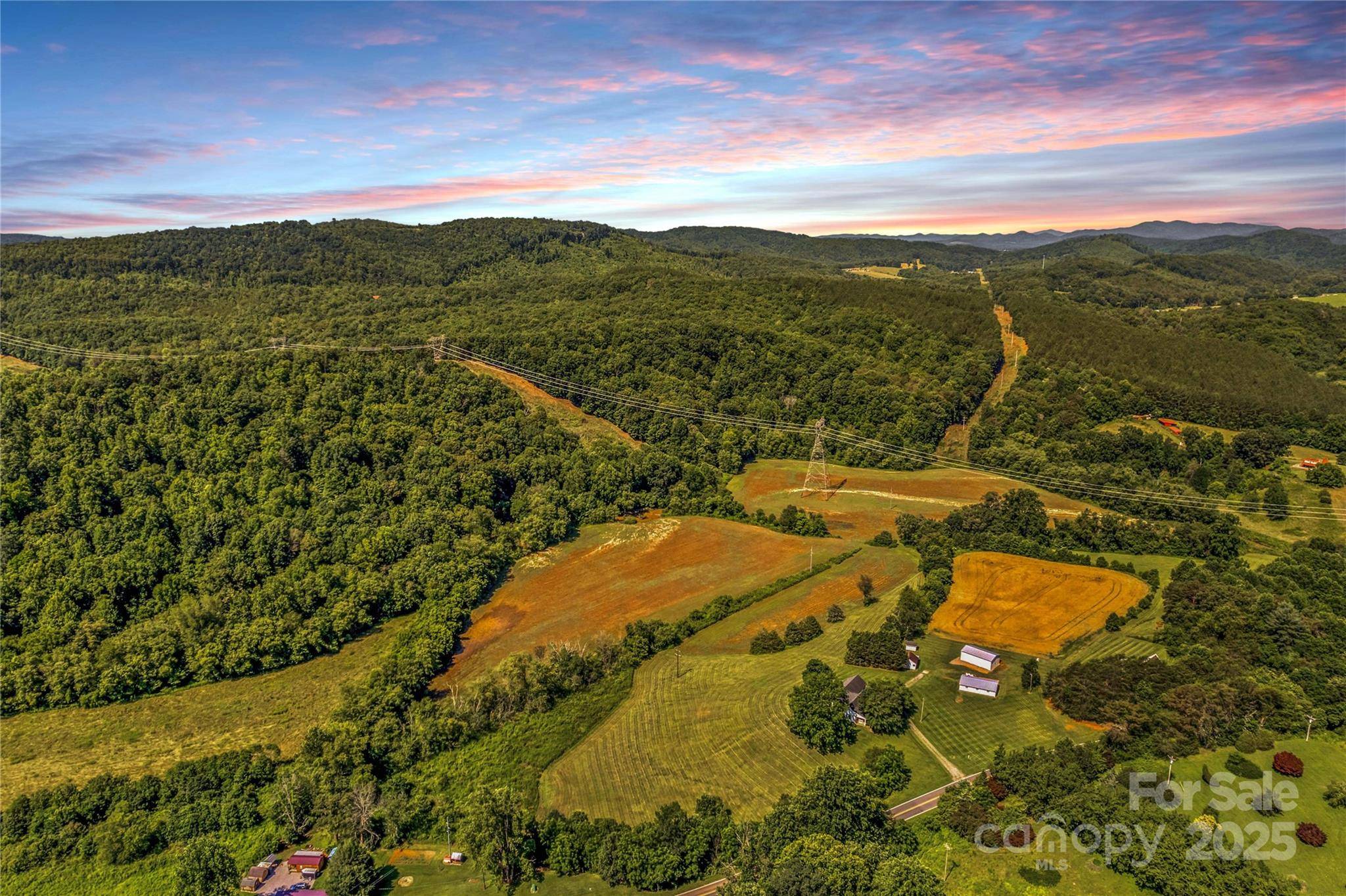 Union Grove, NC 28689,1043 Linneys Mill RD