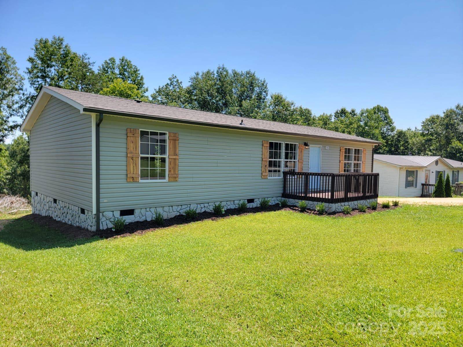 Nebo, NC 28761,186 Harmony DR