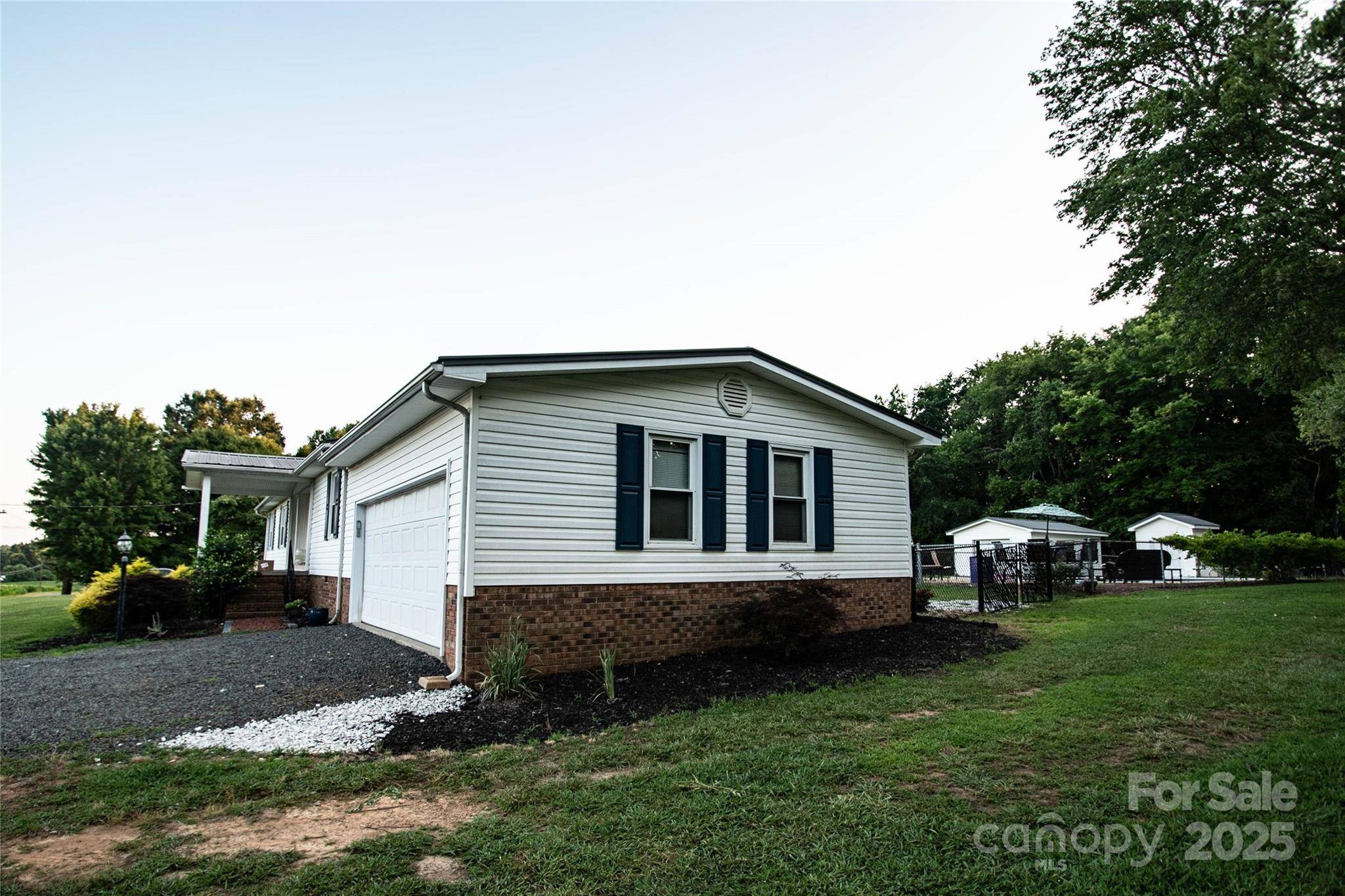 Albemarle, NC 28001,34107 Watson RD