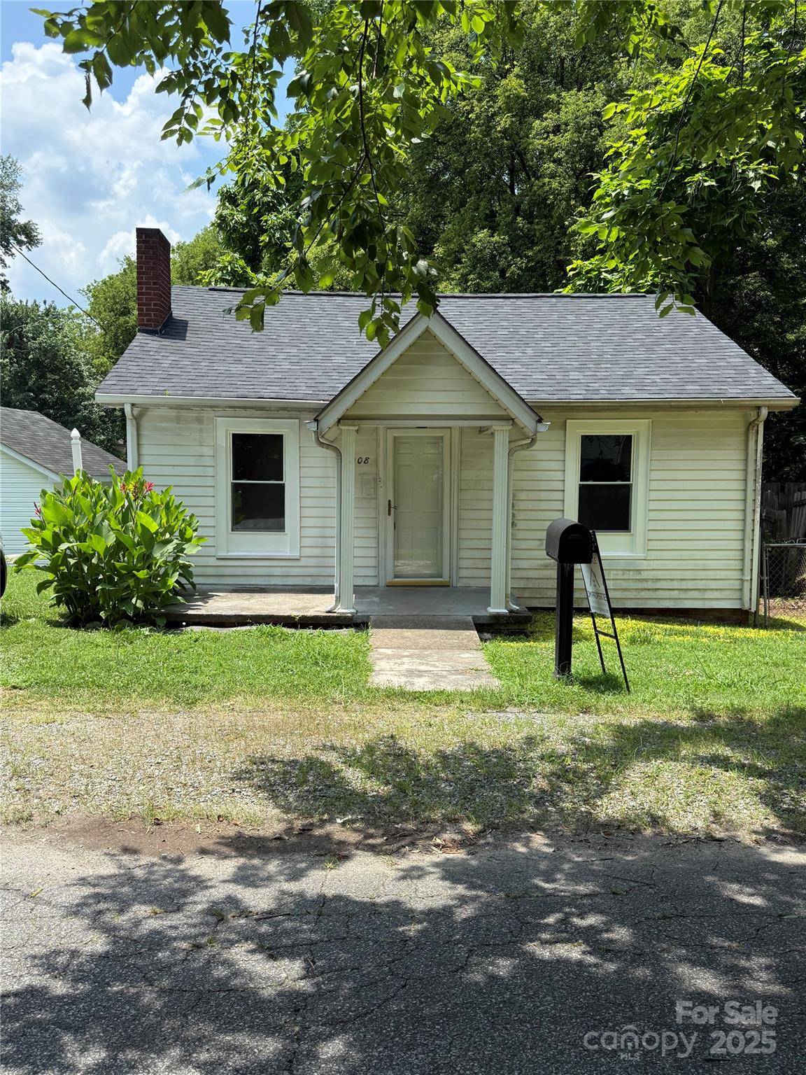 Kannapolis, NC 28083,1008 Packard AVE