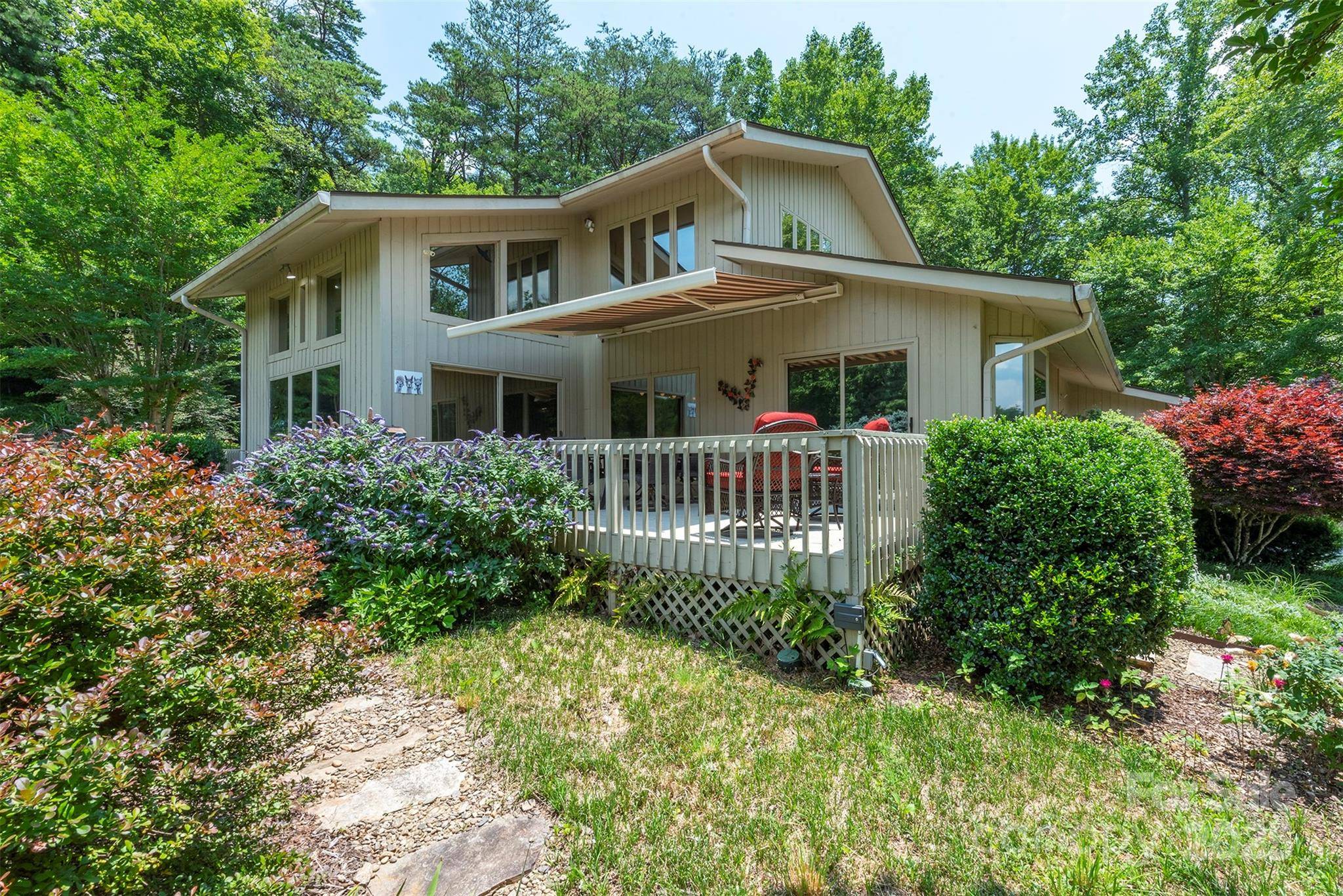 Lake Lure, NC 28746,141 Courtland CT