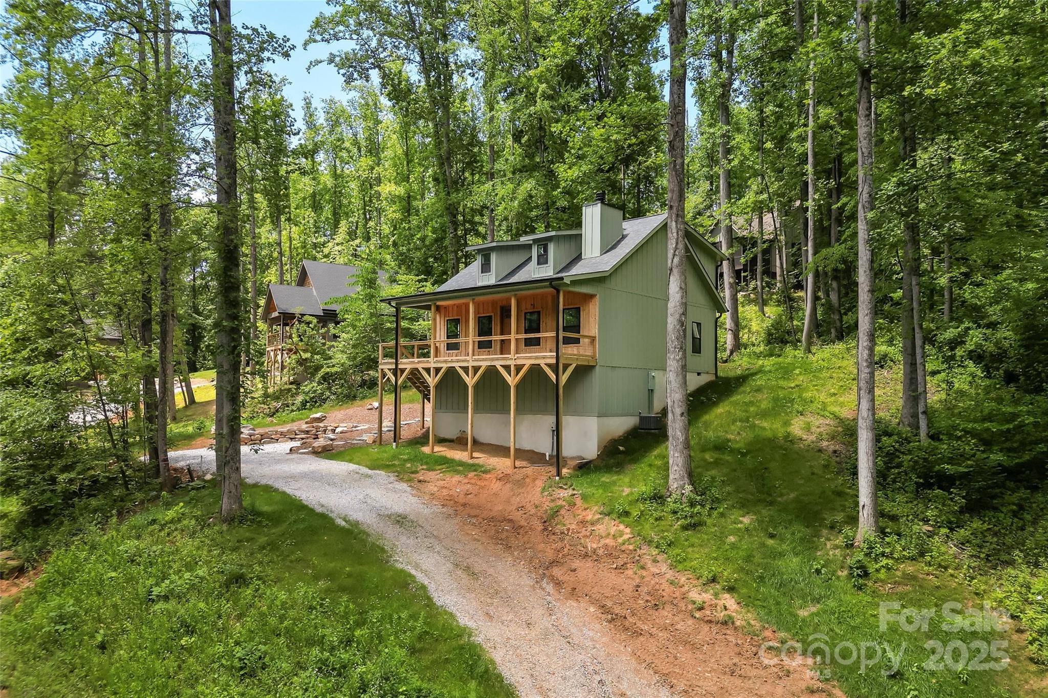 Marion, NC 28752,511 Blue Ridge DR N