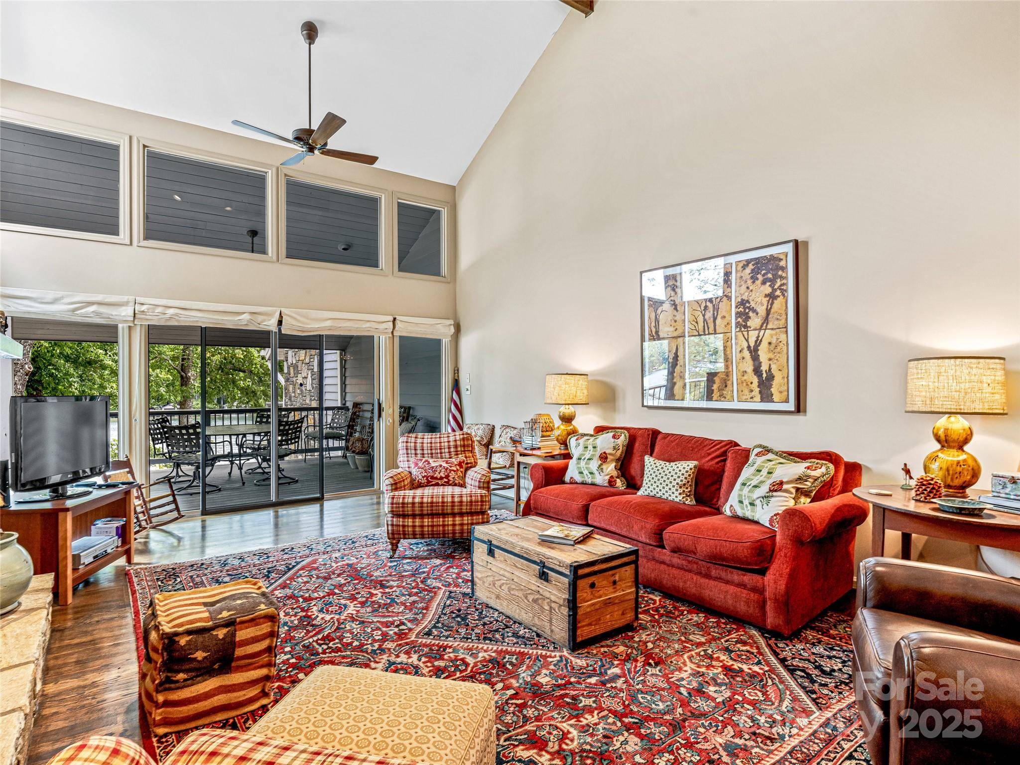 Lake Toxaway, NC 28747,66 Country Club Village DR