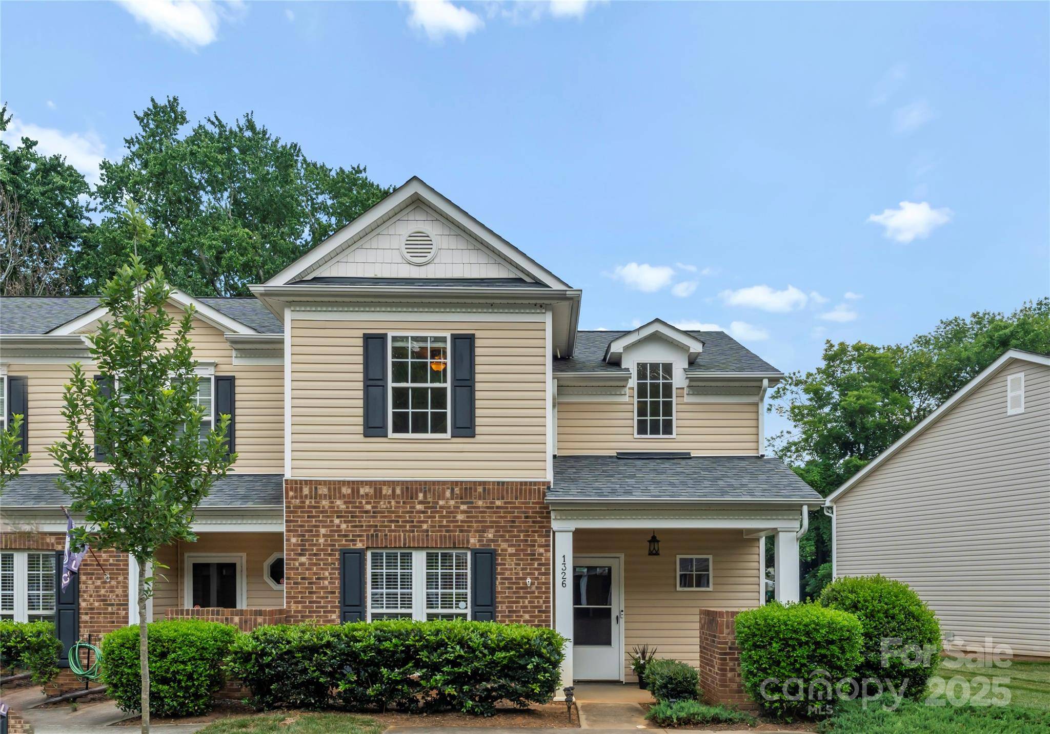 Charlotte, NC 28205,1326 Anthem CT