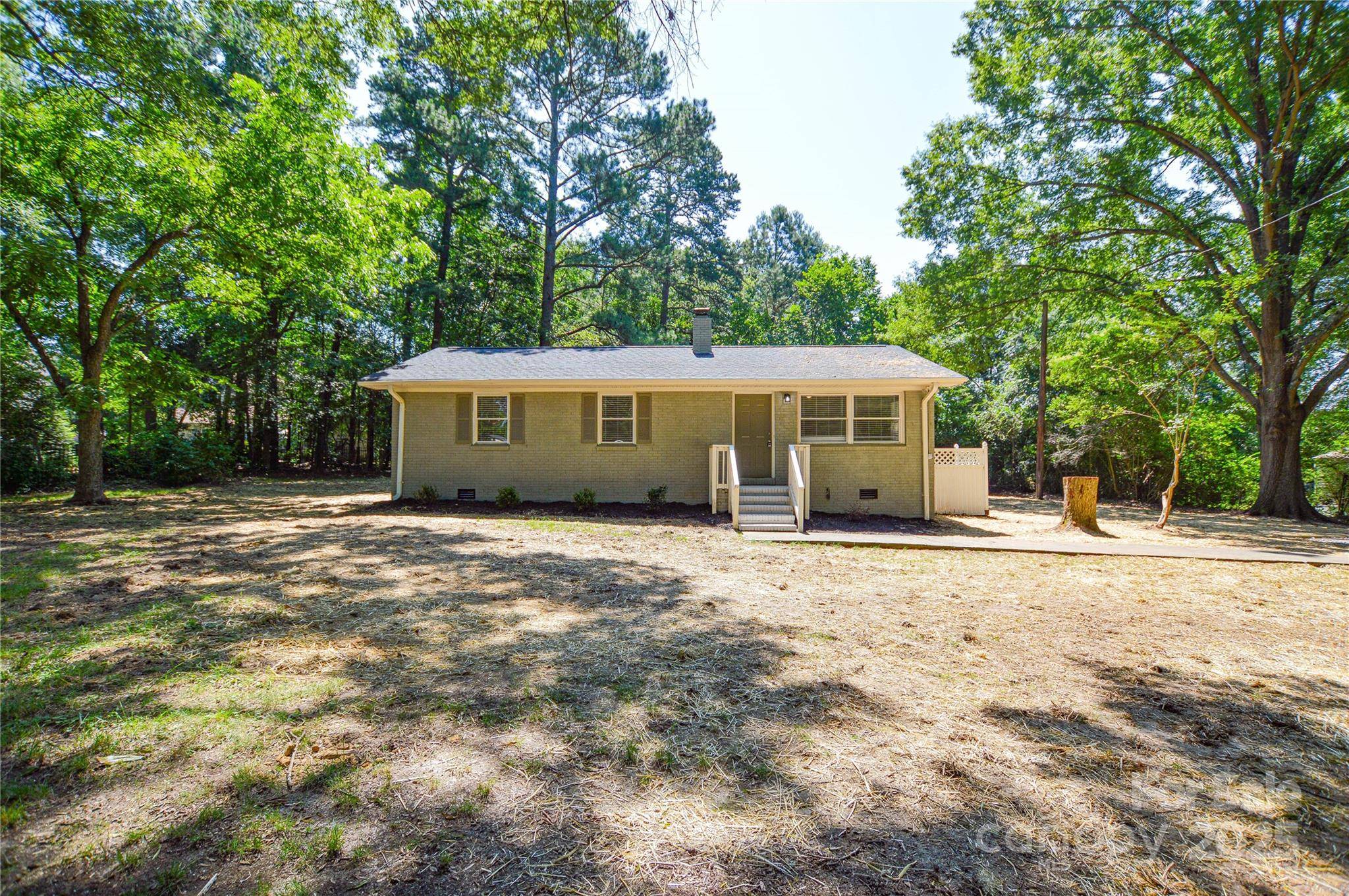Huntersville, NC 28078,402 Gibson Park DR