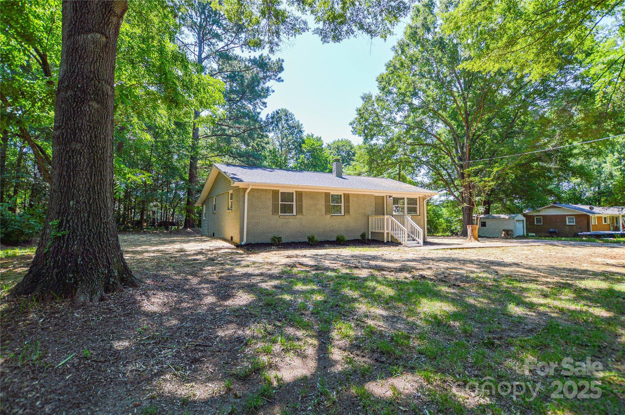 Huntersville, NC 28078,402 Gibson Park DR