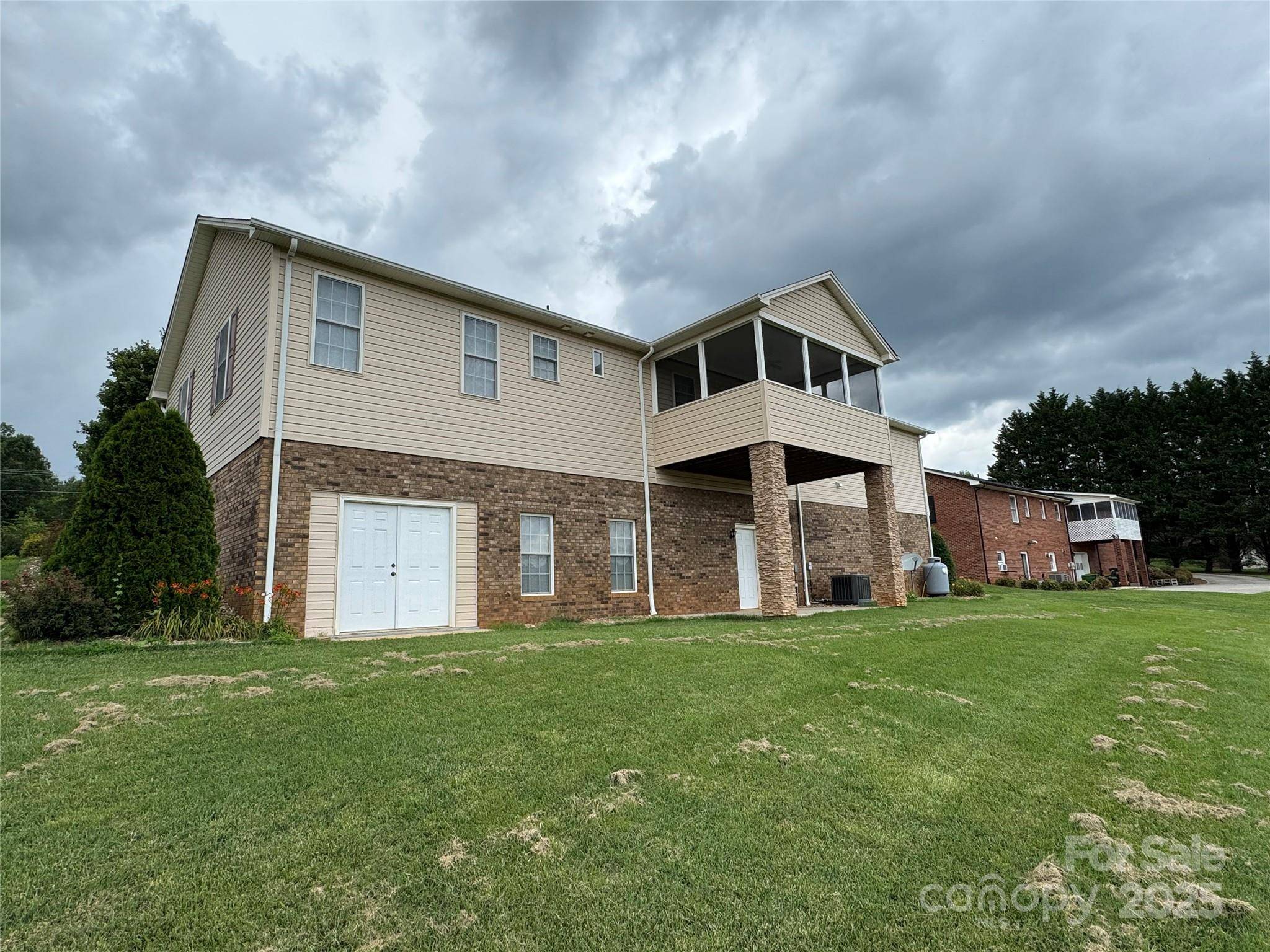 Hudson, NC 28658,1519 Midland DR