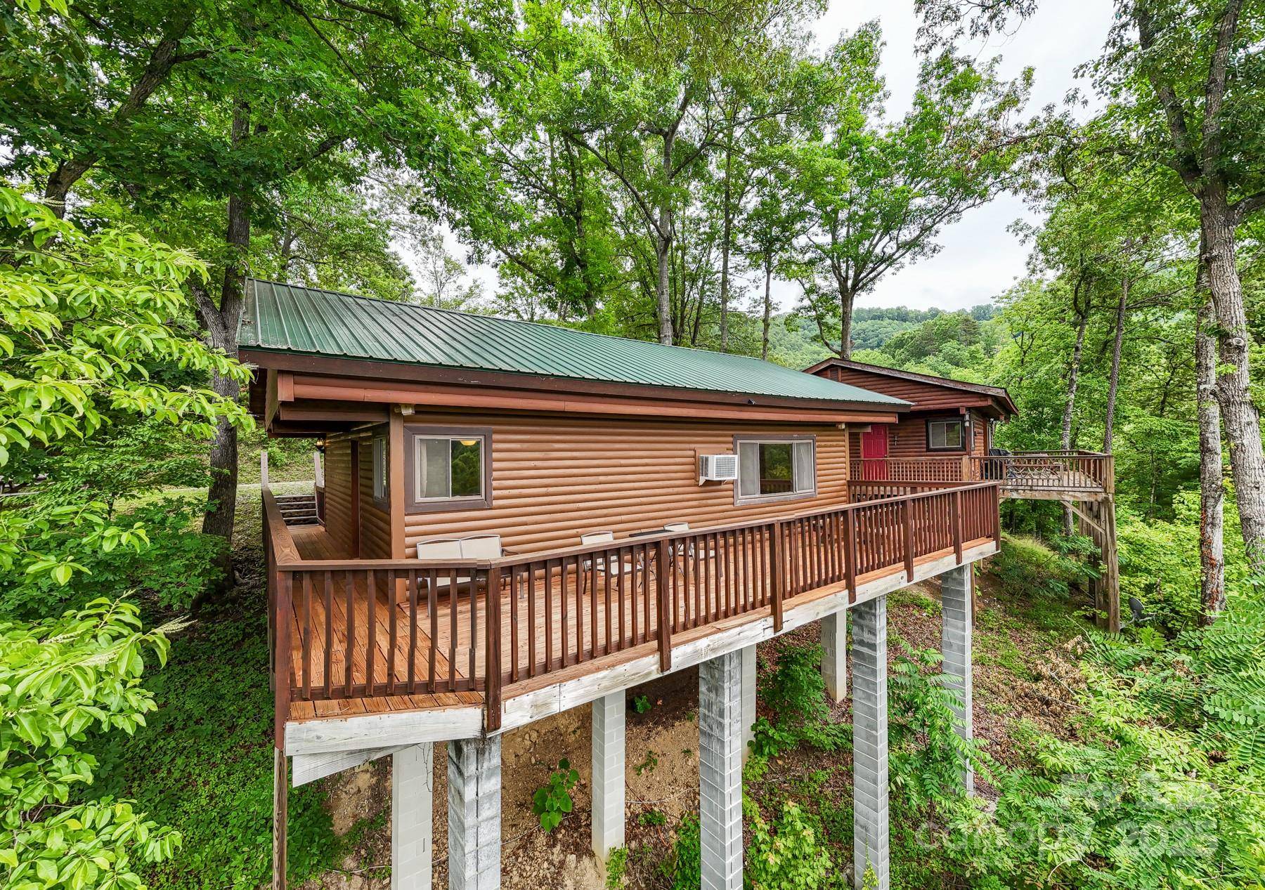 Bryson City, NC 28713,307 Blue Ridge Pkwy