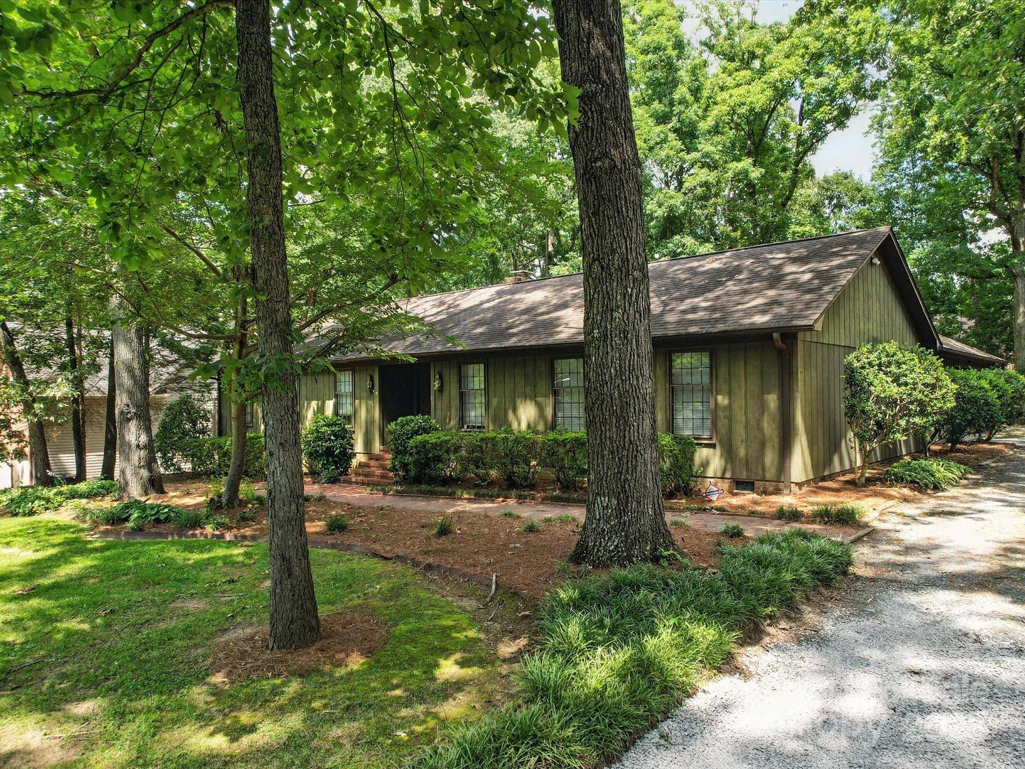 Charlotte, NC 28214,2104 Stoneyridge DR