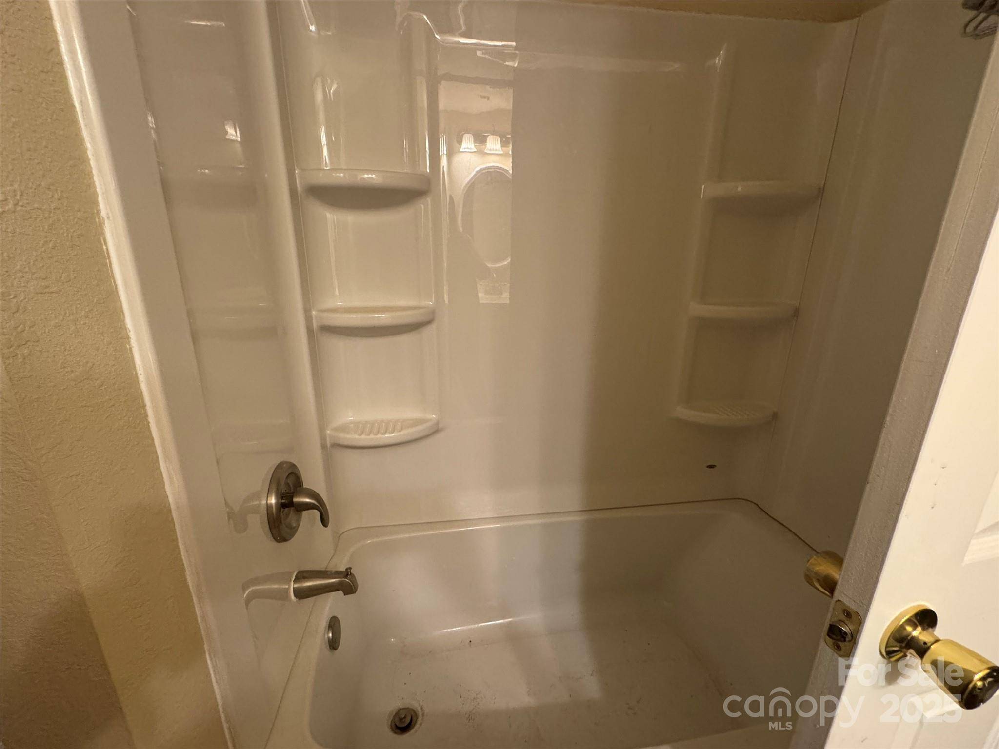 Sylva, NC 28779,423 Crocus LN