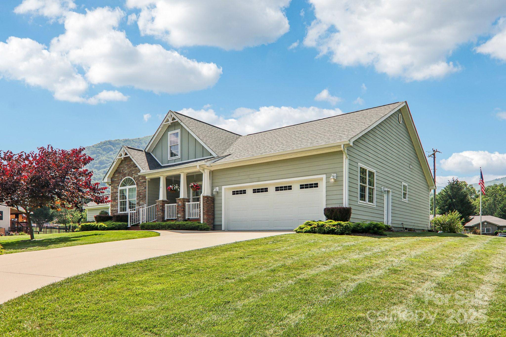 Maggie Valley, NC 28751,8 Amos CT