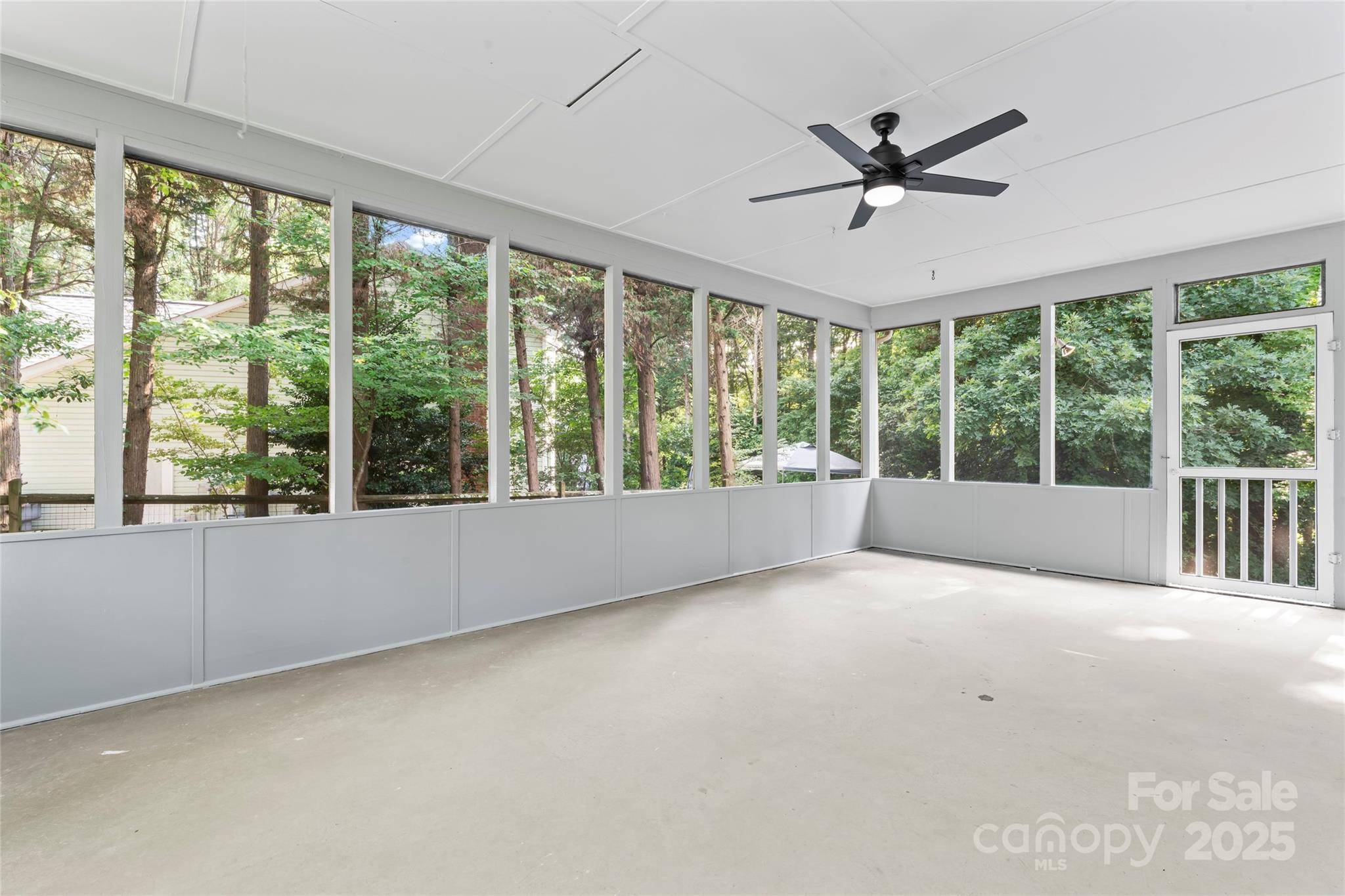 Charlotte, NC 28269,9833 White Cascade DR