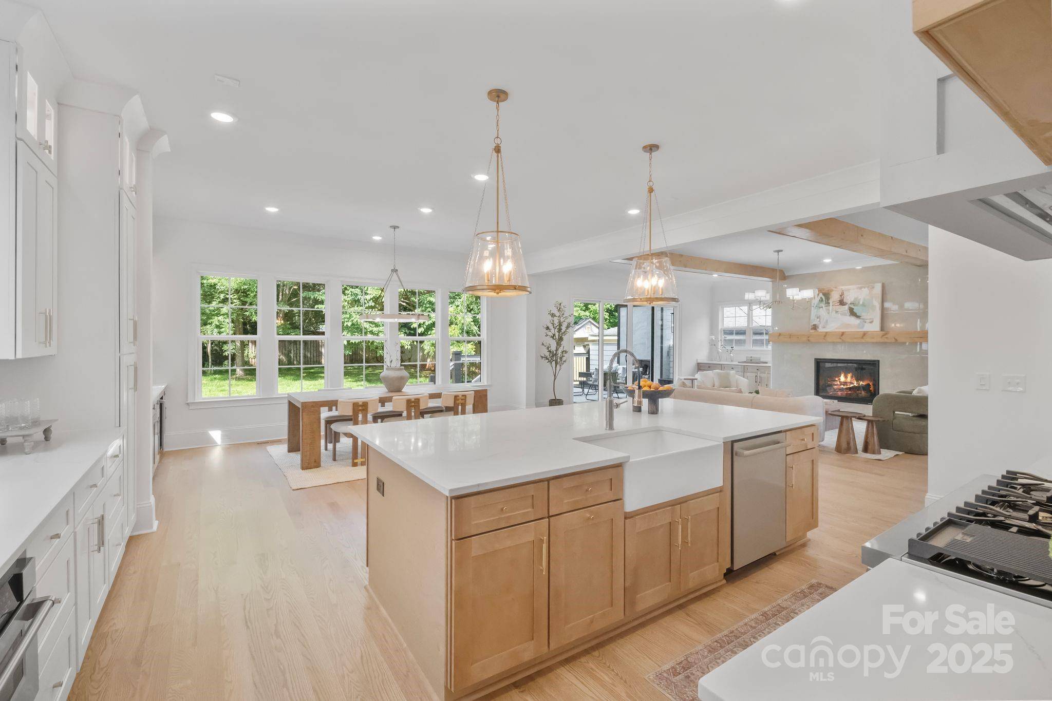 Charlotte, NC 28211,4349 Castleton RD