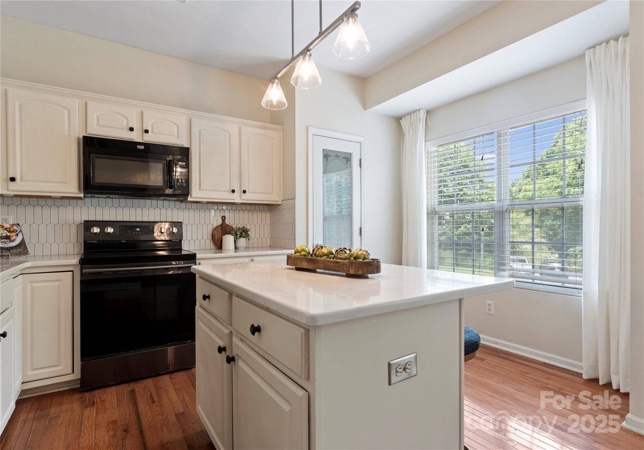 Matthews, NC 28105,10094 Treeside LN