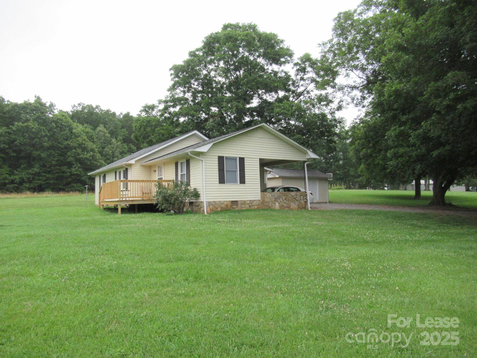 Lincolnton, NC 28092,1343 Beal RD