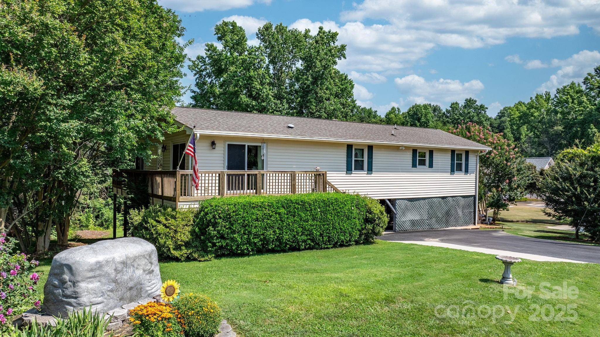 Sherrills Ford, NC 28673,4278 Harbor LN