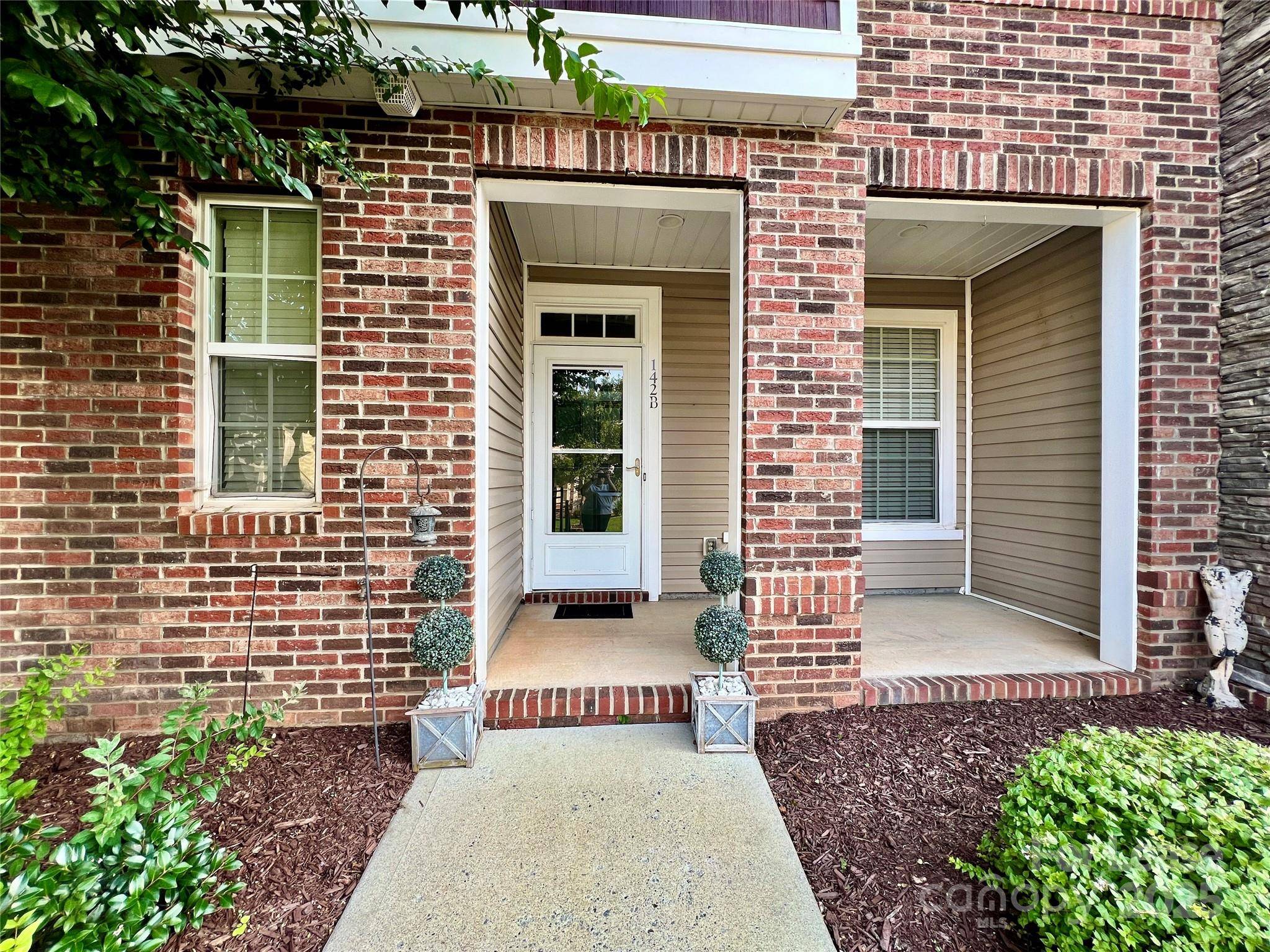 Mooresville, NC 28117,142 Silverspring PL #B